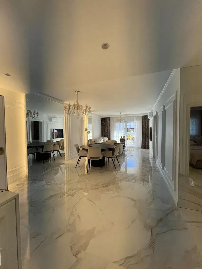 2 bedroom Apartment in Marbella, Malaga, Spain – 428-05152P