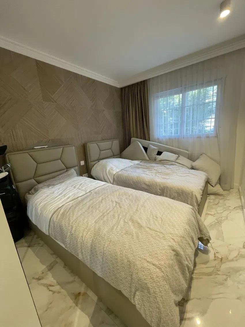 2 bedroom Apartment in Marbella, Malaga, Spain – 428-05152P