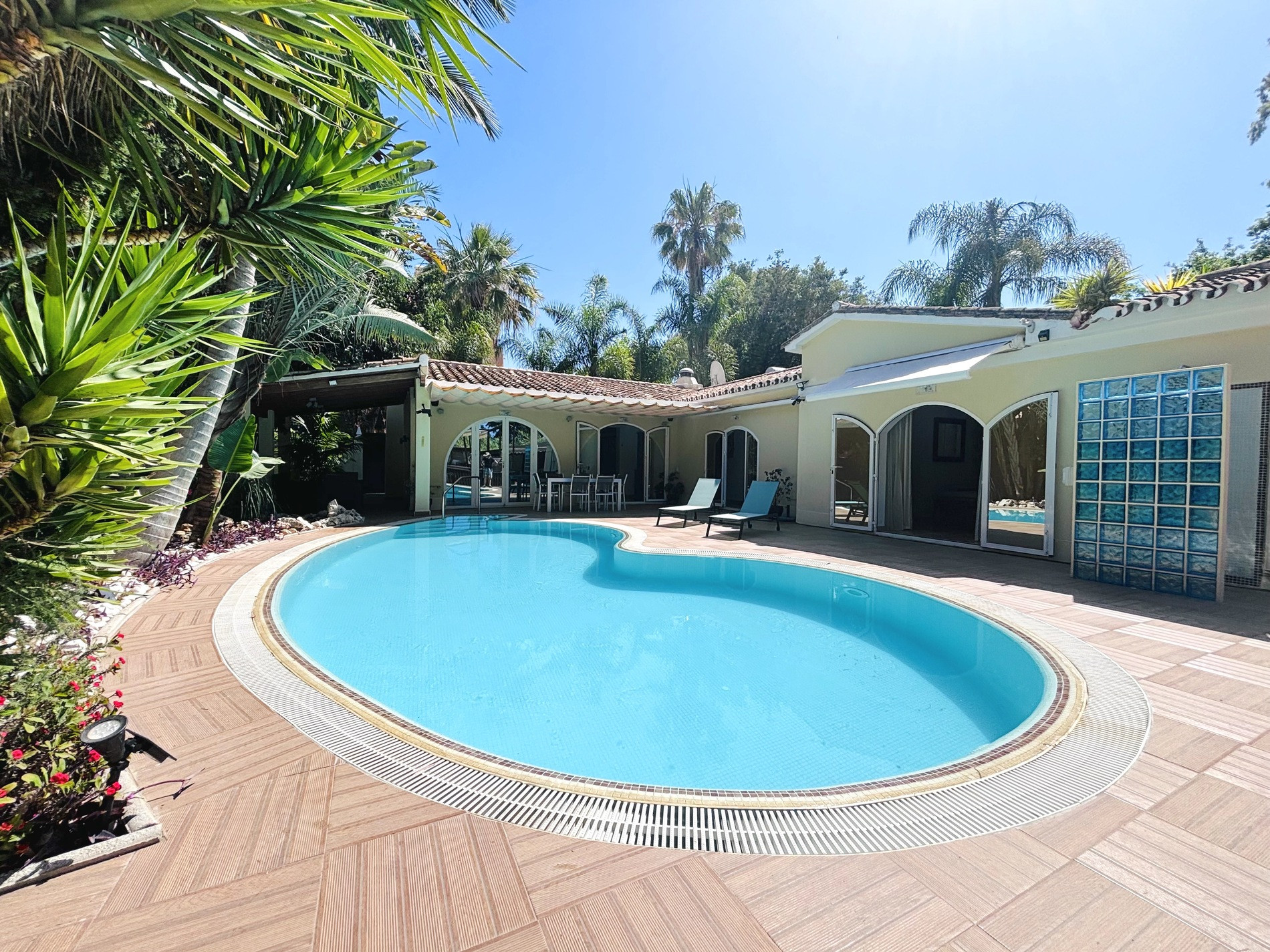 3 bedroom House in Marbella, Malaga, Spain – 428-05153P