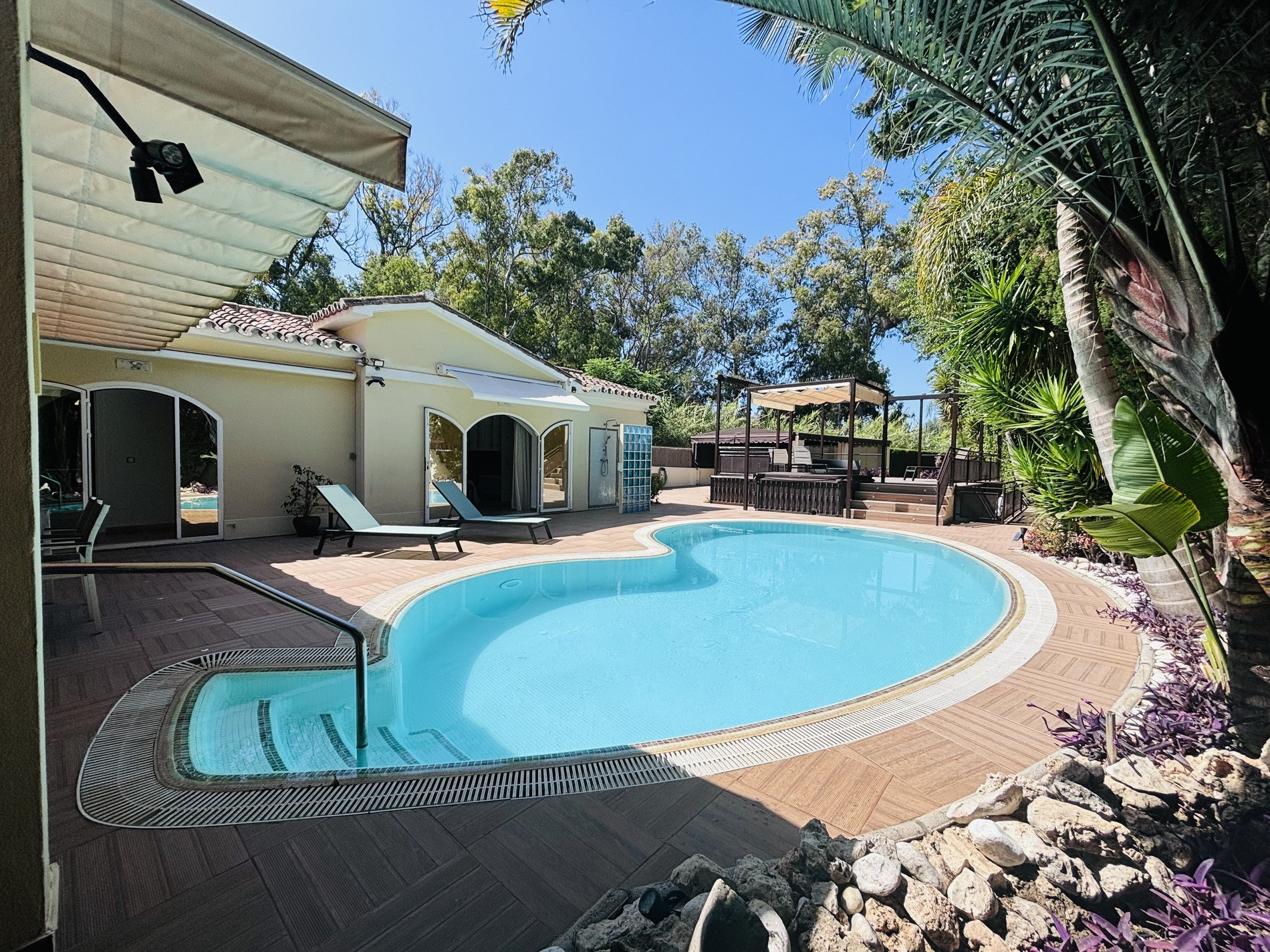 3 bedroom House in Marbella, Malaga, Spain – 428-05153P