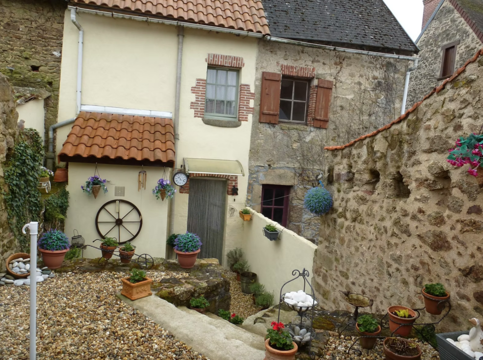 Charming Funished & Renovated 2 Bed House in Haute-Vienne, France – Rent to Buy over 10 years!