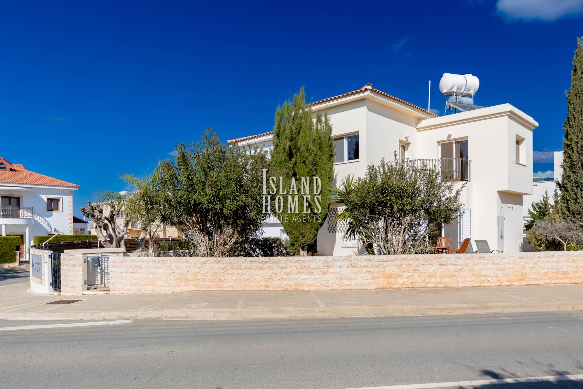 2 bedroom Villa in Ayia Triada, Famagusta, Cyprus – EmA101