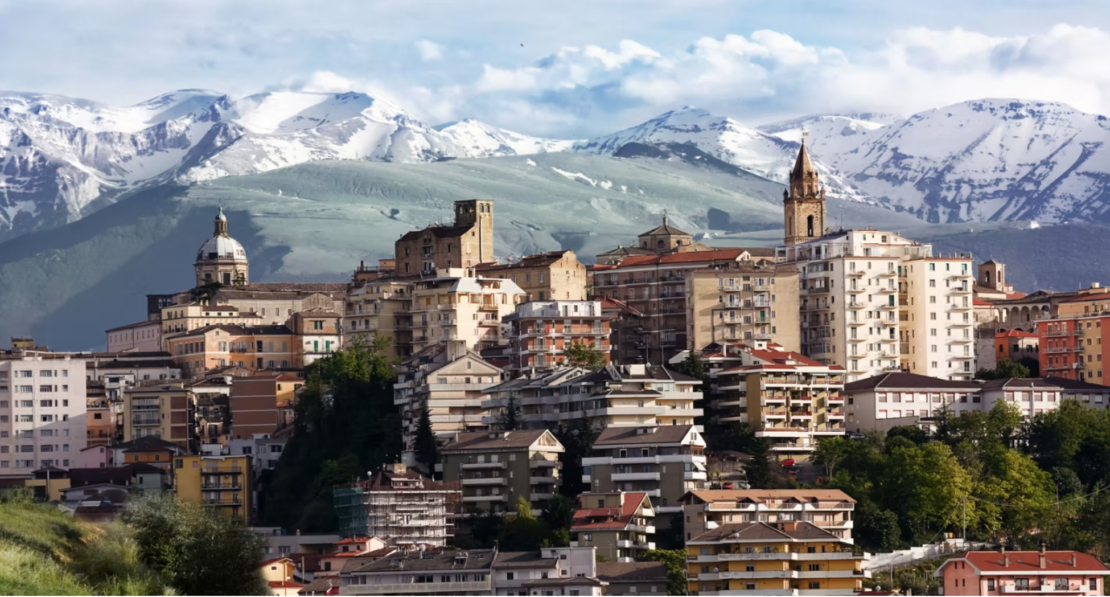 Charming 3 Bed Townhouse, Near the Coast, in the Centre of Chieti, Abruzzo, Italy