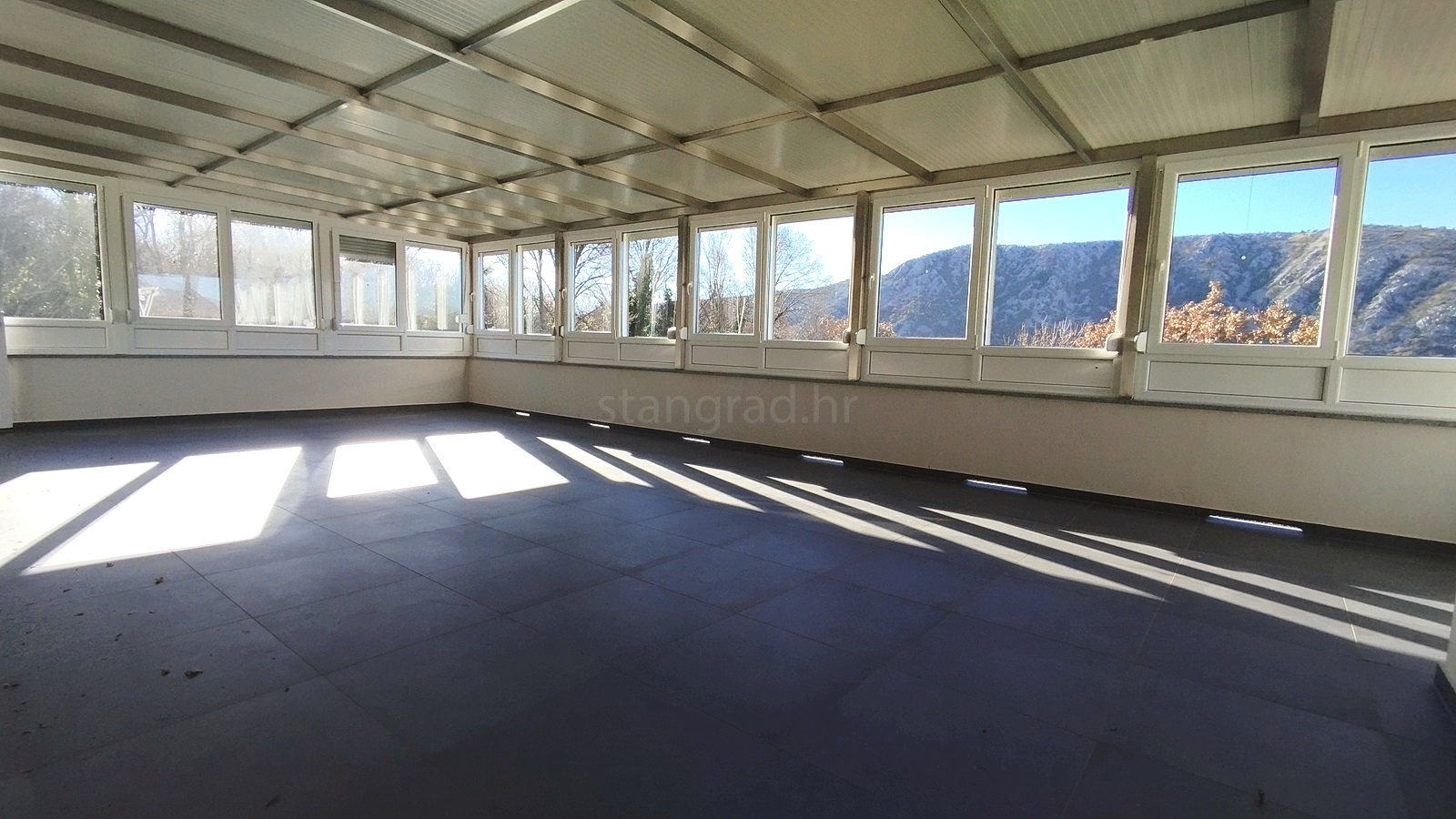 3 bedroom apartment in Crikvenica, Croatia – 103583