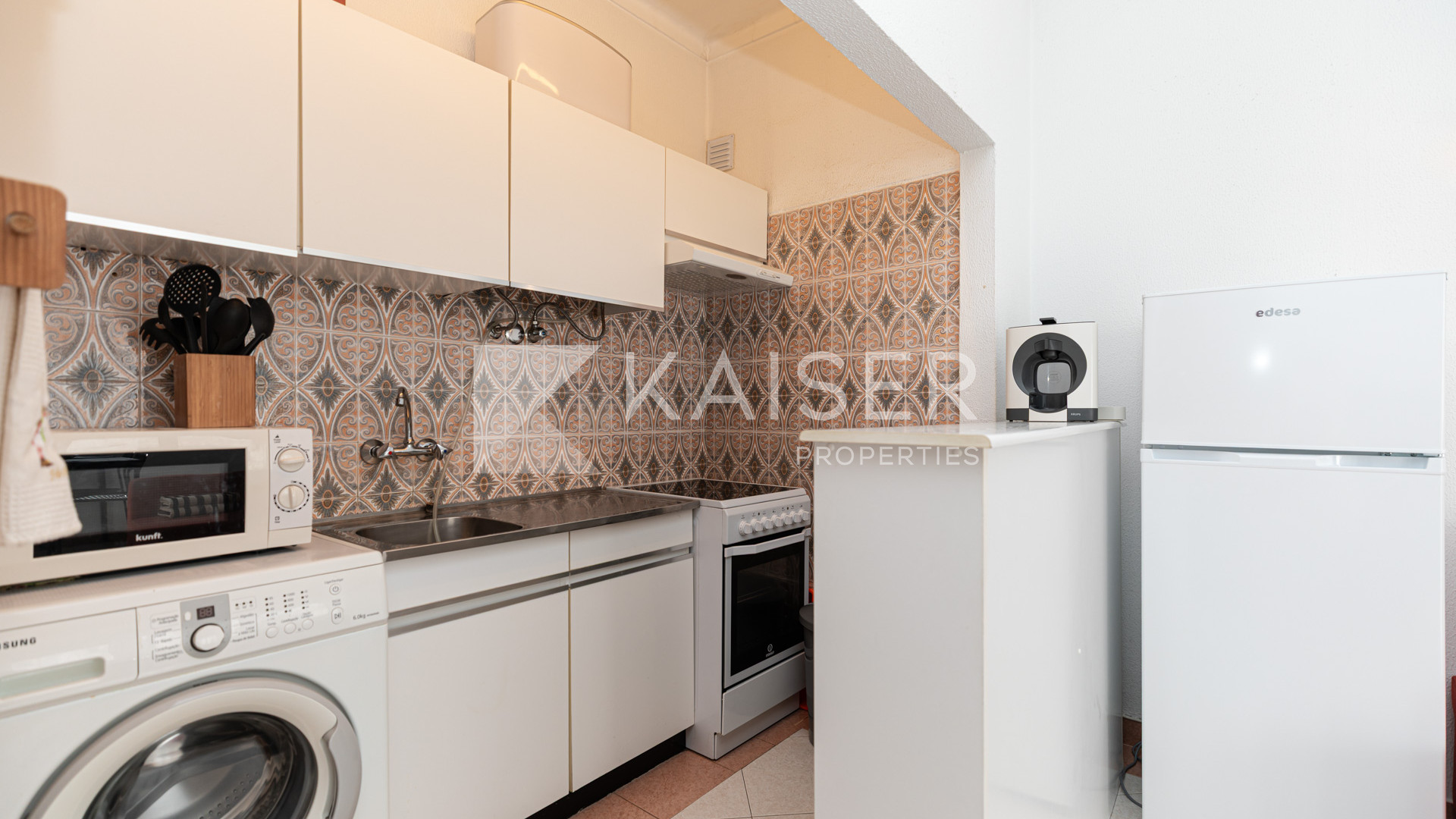 1 bedroom Apartment house in Armação De Pêra, Portugal – KP1324