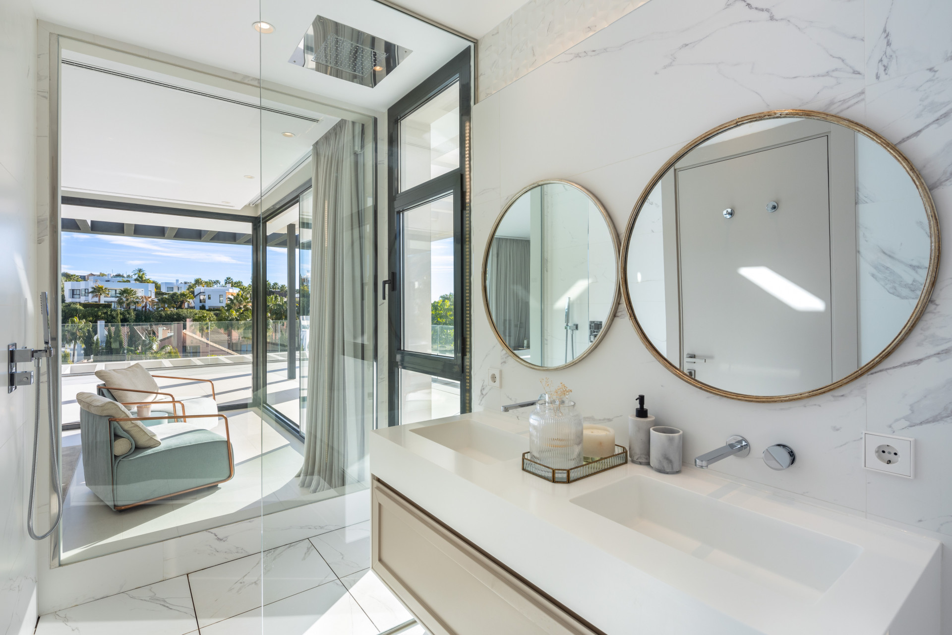 6 bedroom Villa in Marbella, Malaga, Spain – 428-03123D