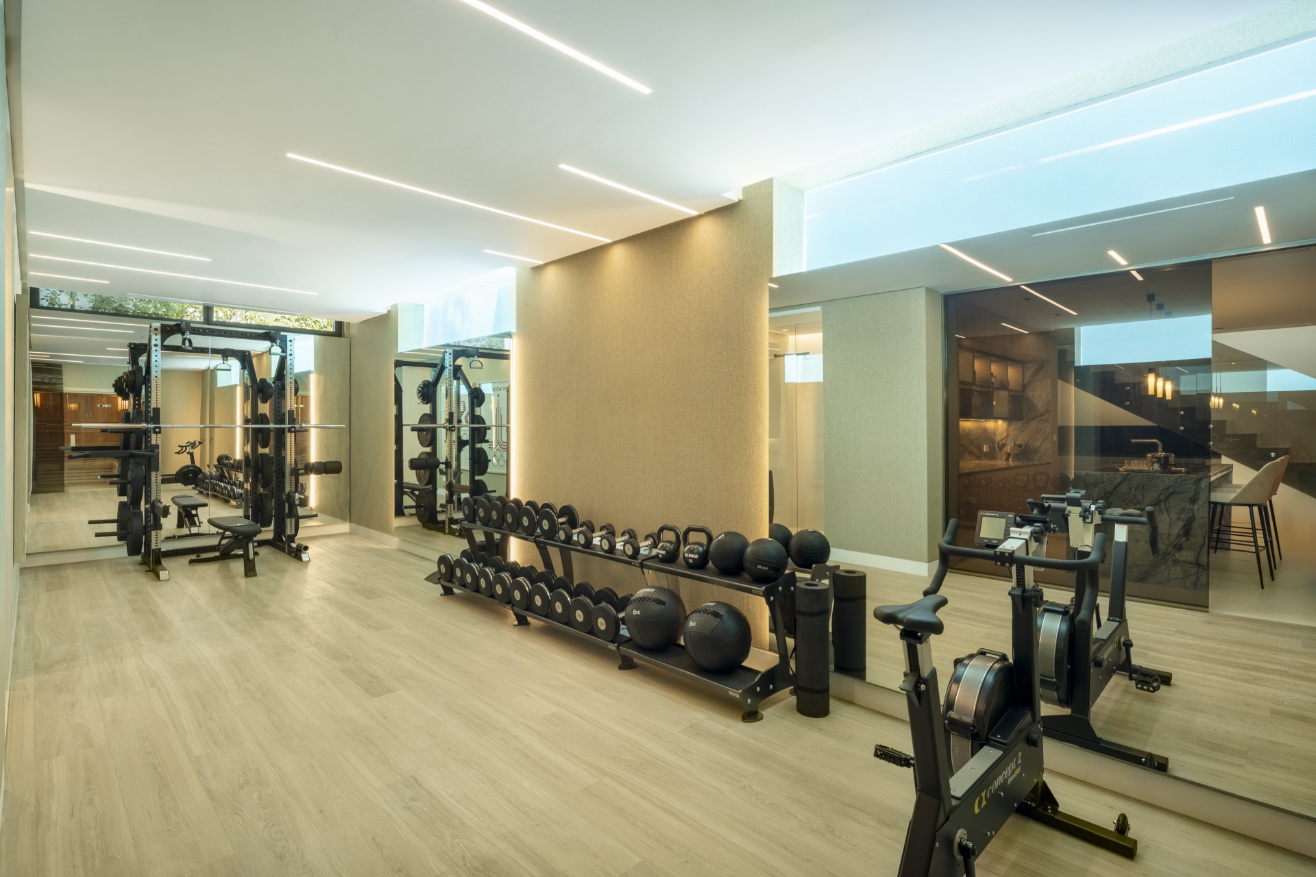 5 bedroom Villa in Marbella, Malaga, Spain – 428-03171D