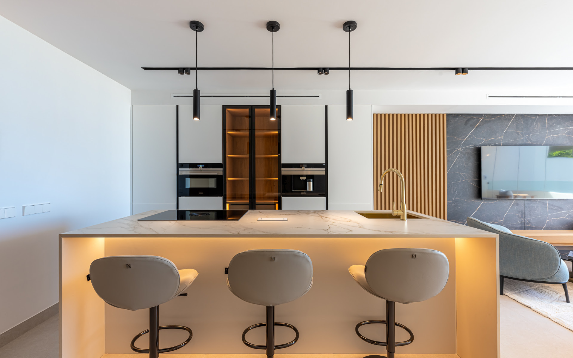 3 bedroom Apartment in Marbella, Malaga, Spain – 428-03178D