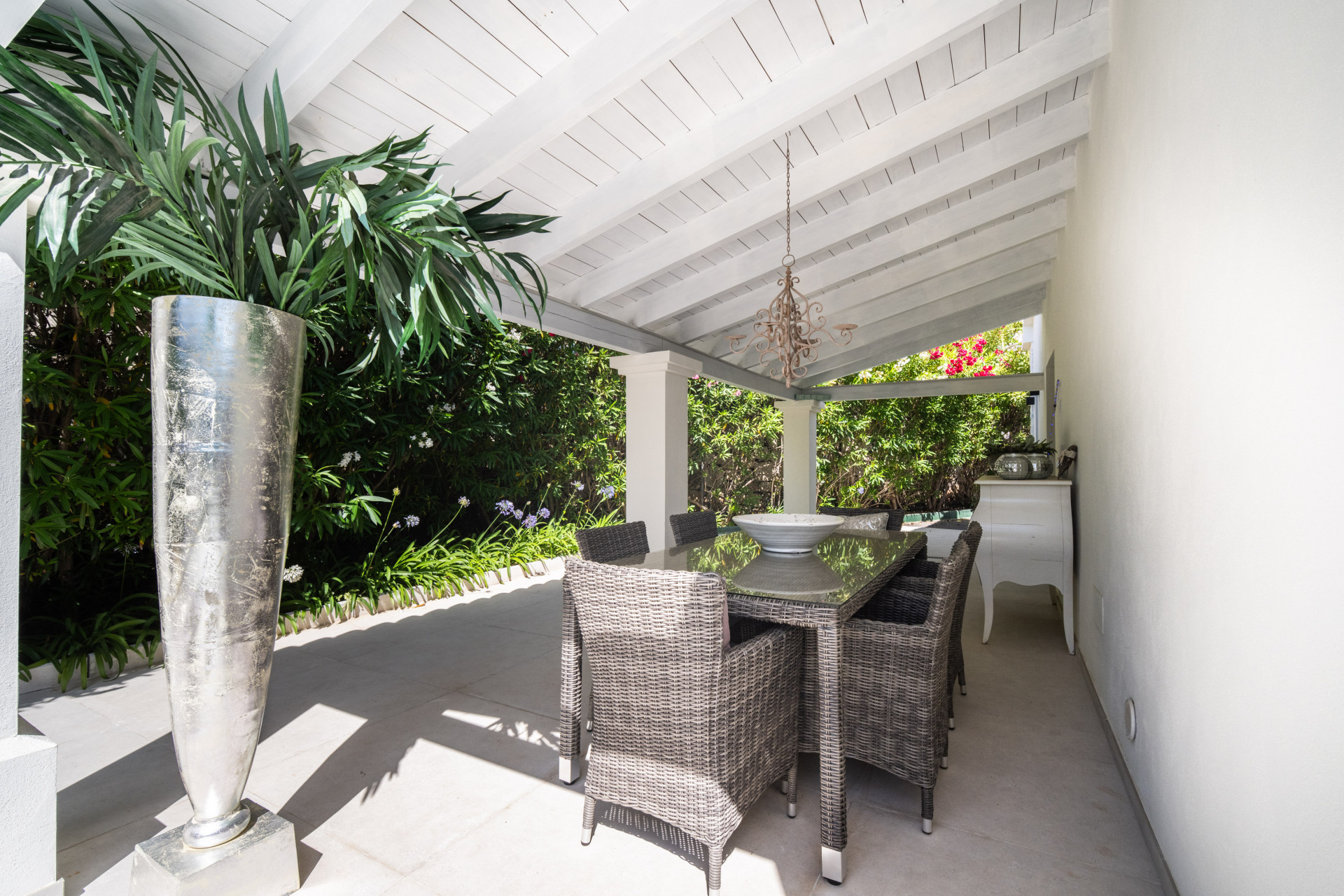 2 bedroom House in Benahavis, Malaga, Spain – 428-03185D