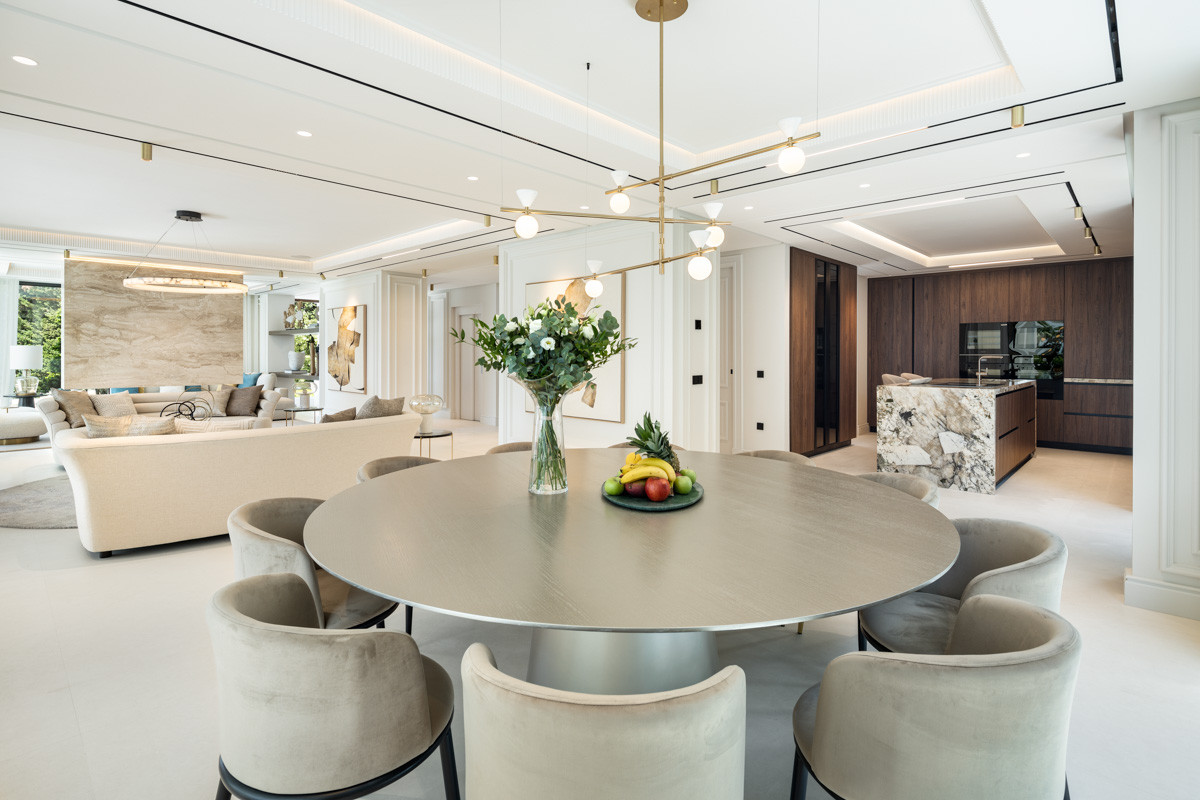 6 bedroom Villa in Marbella, Malaga, Spain – 428-03516D