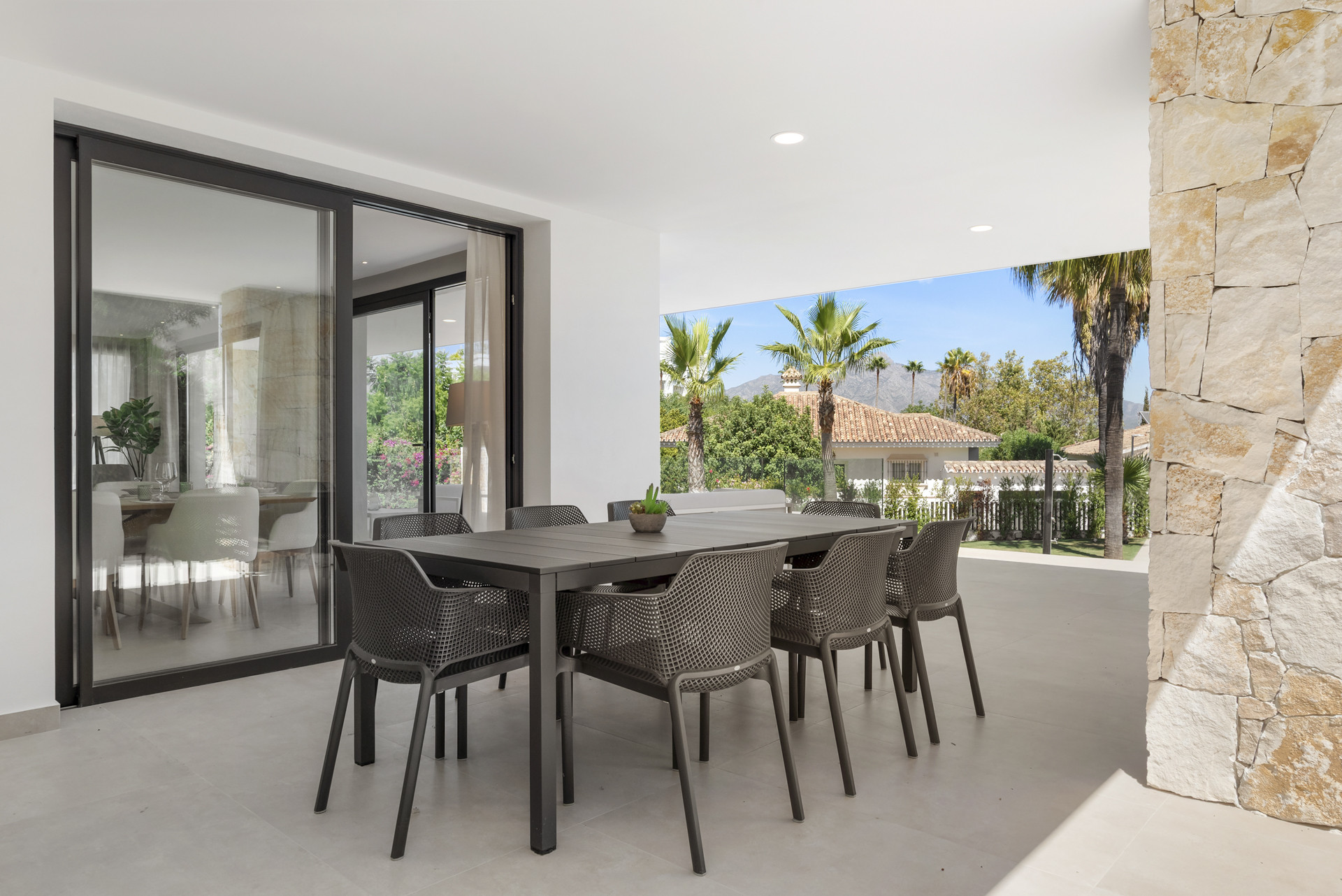 4 bedroom Villa in San Pedro De Alcantara, Malaga, Spain – 428-05087D