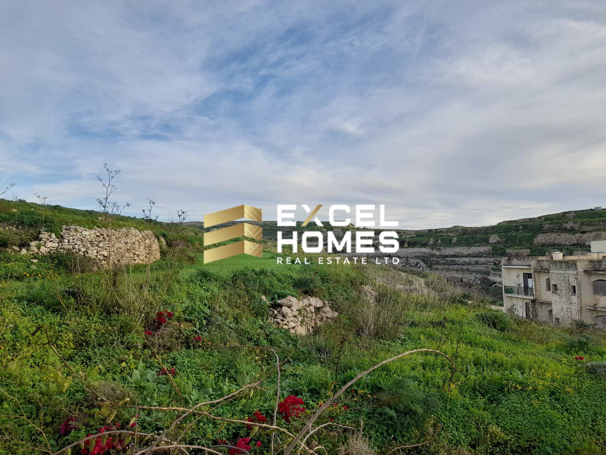 2 bedroom Apartment in Xlendi, Malta – 65909