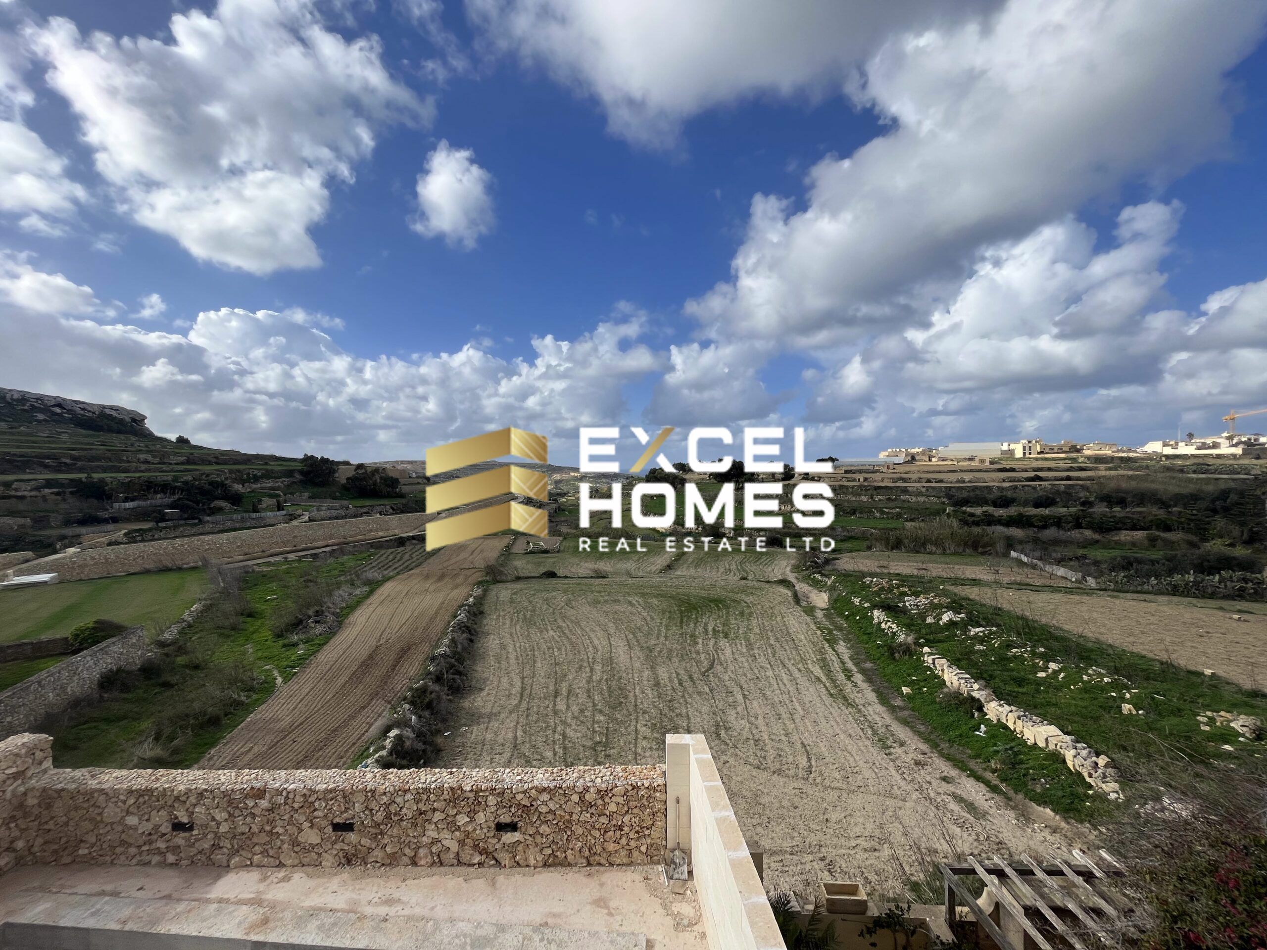 4 bedroom Villa in San Lawrenz, Malta – 65905