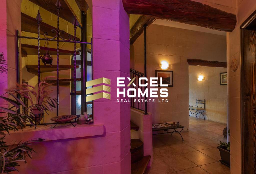 4 bedroom Terraced House in Xaghra, Malta – 65881