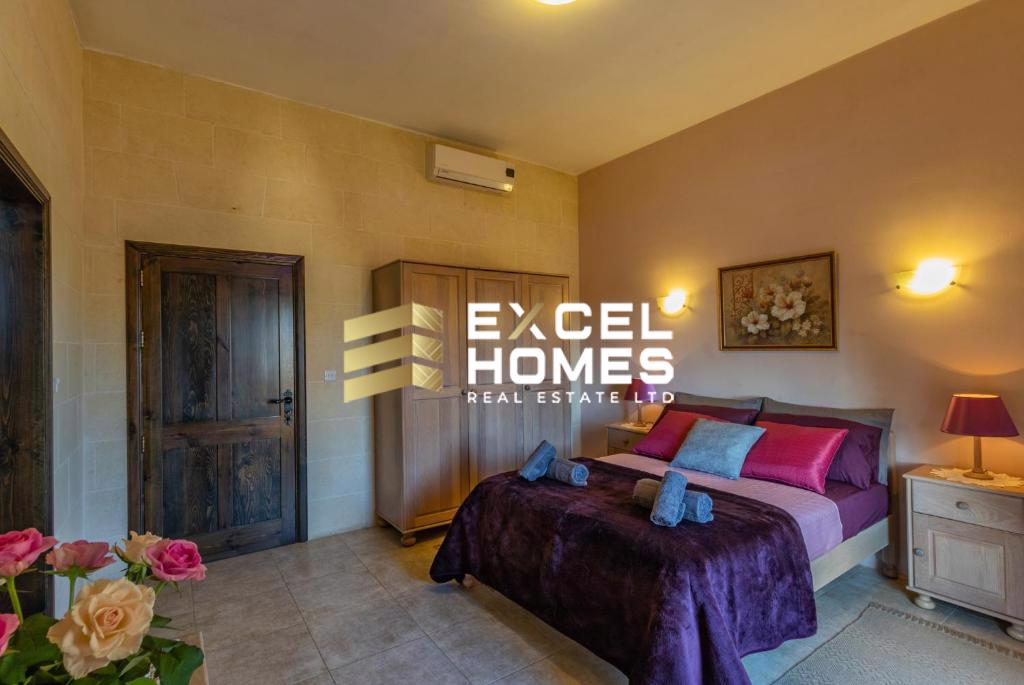 4 bedroom Terraced House in Xaghra, Malta – 65881