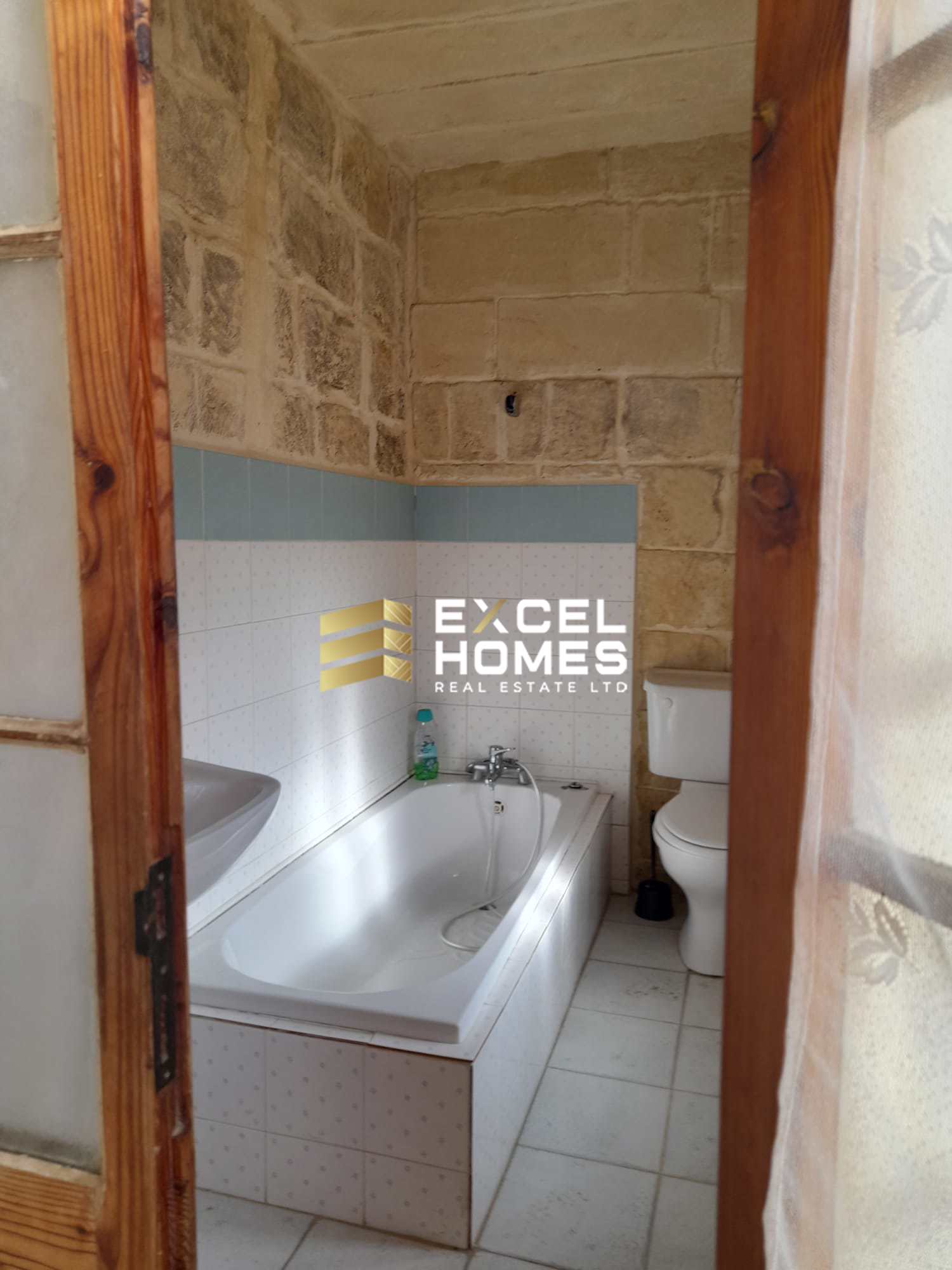 5 bedroom Farmhouse in San Lawrenz, Malta – 65859