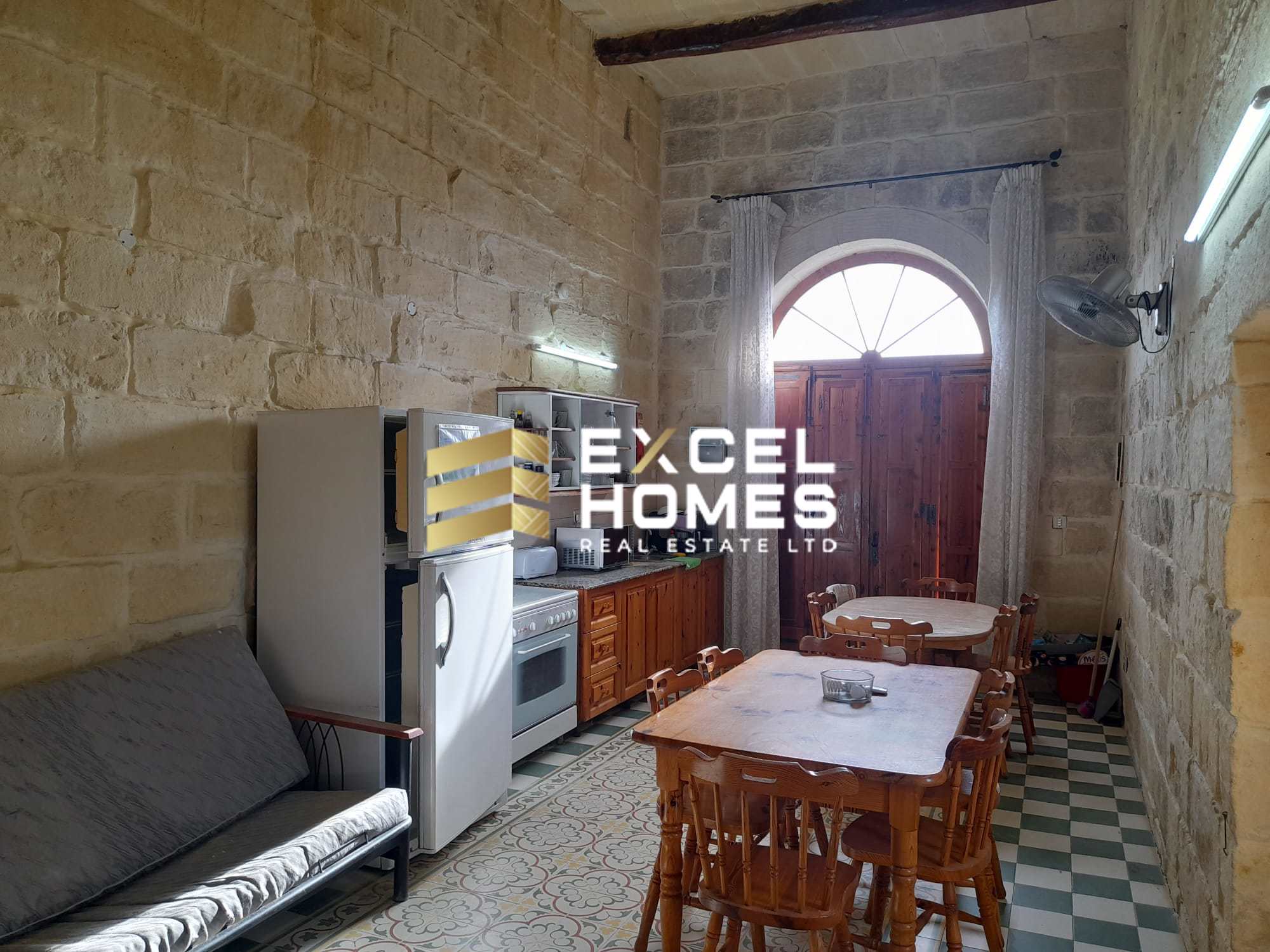 5 bedroom Farmhouse in San Lawrenz, Malta – 65859