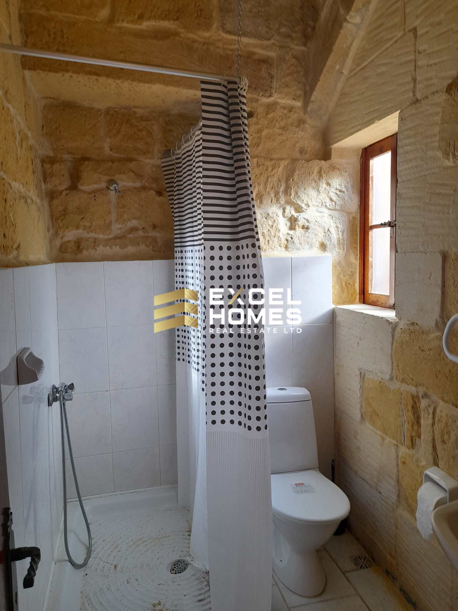 5 bedroom Farmhouse in San Lawrenz, Malta – 65859