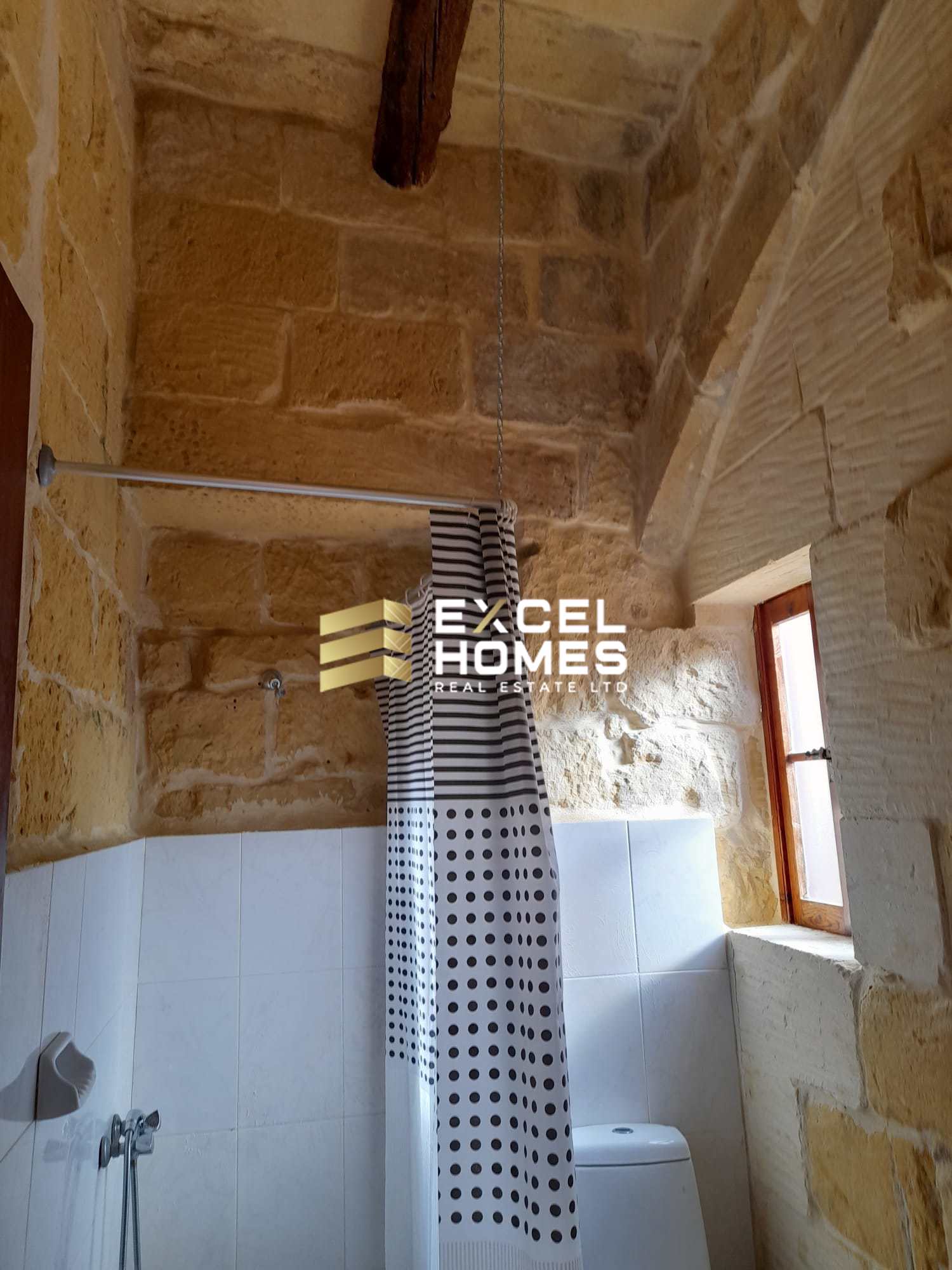 5 bedroom Farmhouse in San Lawrenz, Malta – 65859