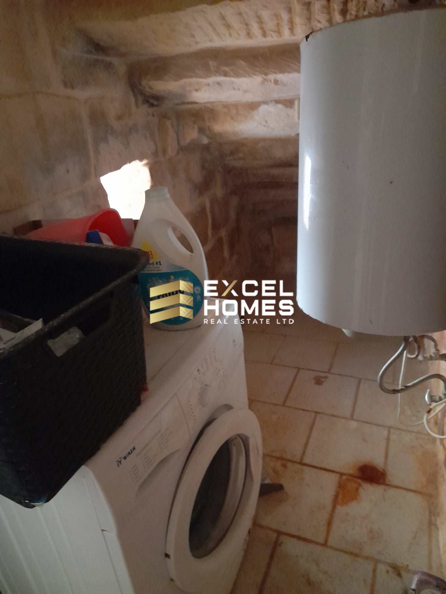 5 bedroom Farmhouse in San Lawrenz, Malta – 65859