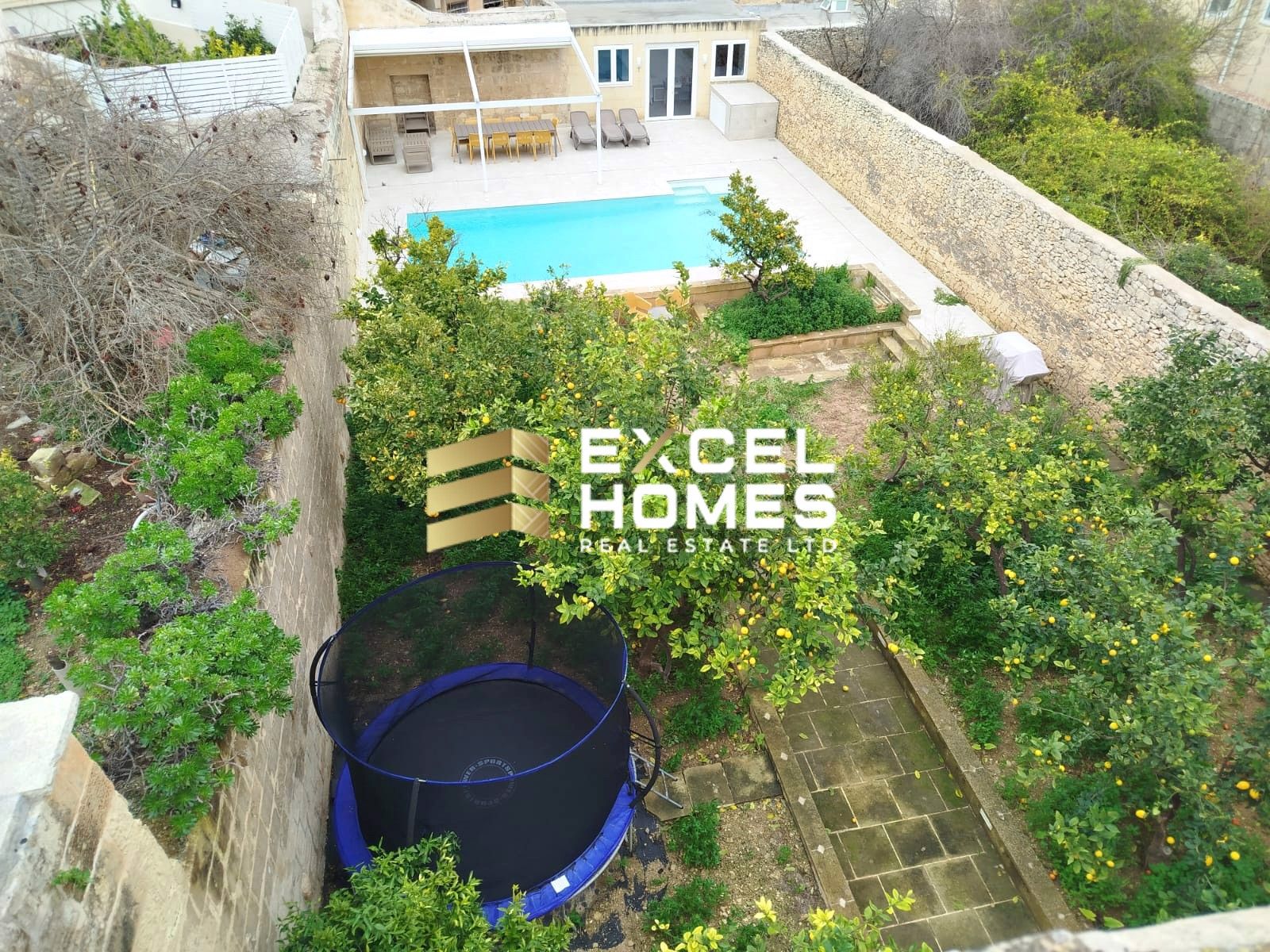 6 bedroom Townhouse in Santa Venera, Malta – 65785