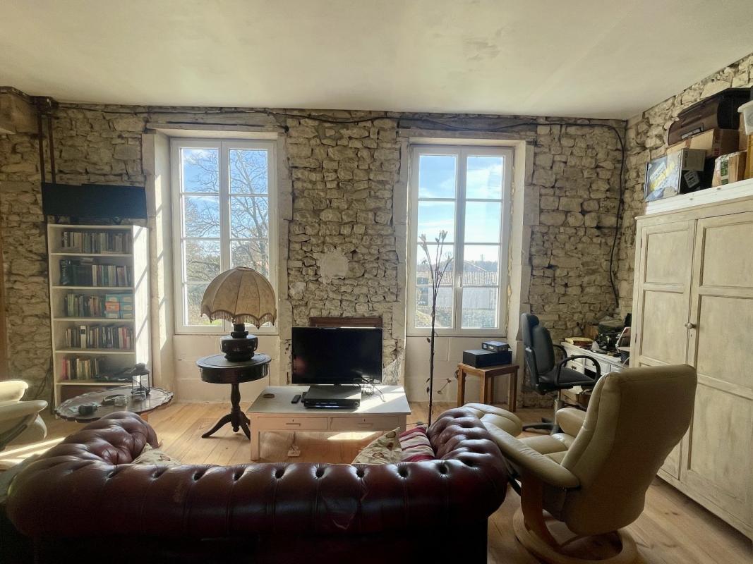 3 bedroom maison de maitre in Saint Martial Sur Ne, Charente-Maritime, France