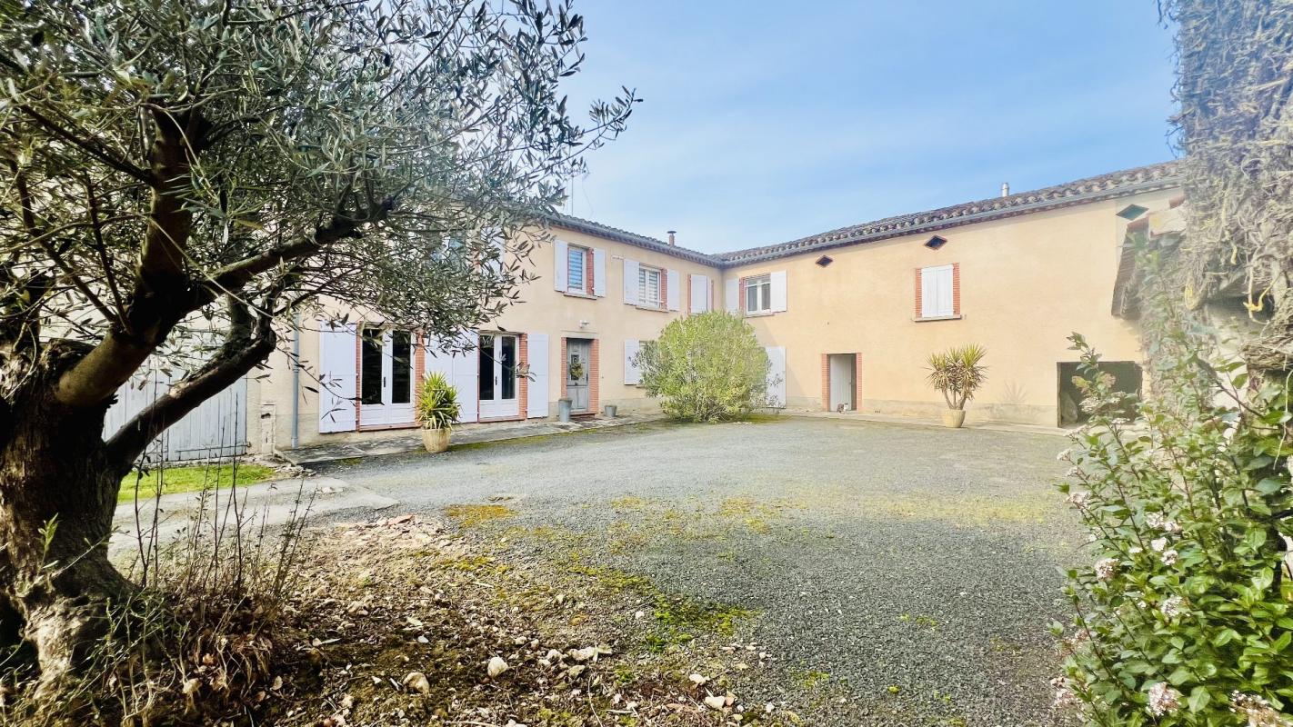 4 bedroom corps de ferme in Frejairolles, Tarn, France