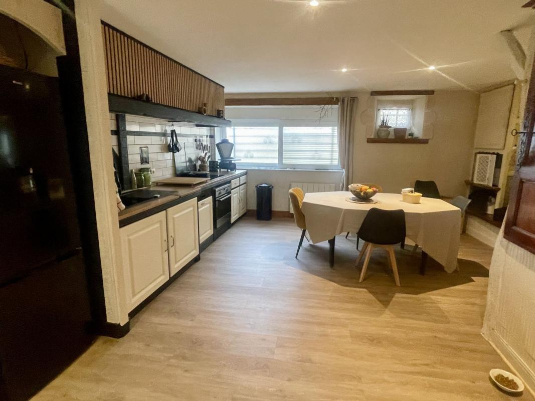 2 bedroom maison in Aulnay, Charente-Maritime, France