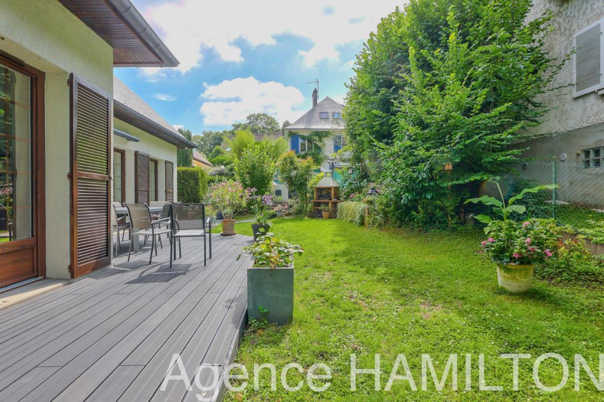6 bedroom maison in L’etang La Ville, Yvelines, France