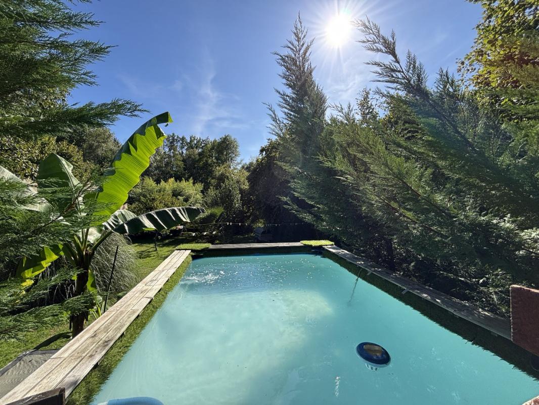 2 bedroom maison in Nanteuil En Vallee, Charente, France