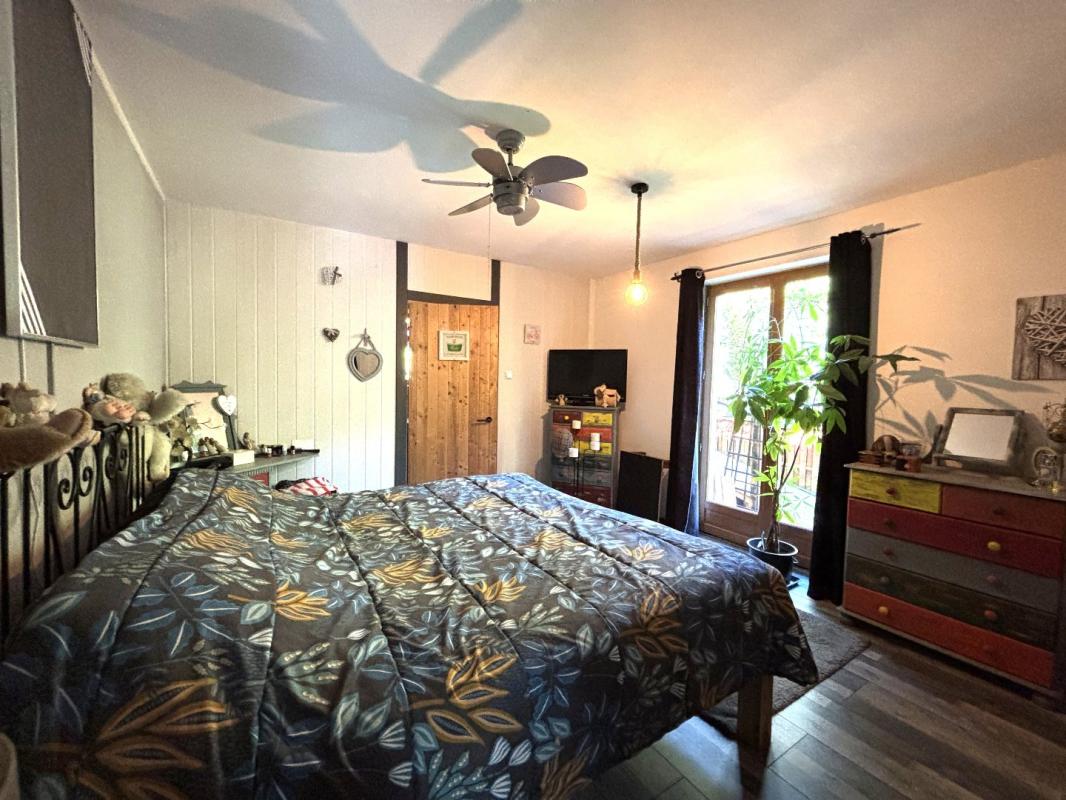 2 bedroom maison in Nanteuil En Vallee, Charente, France