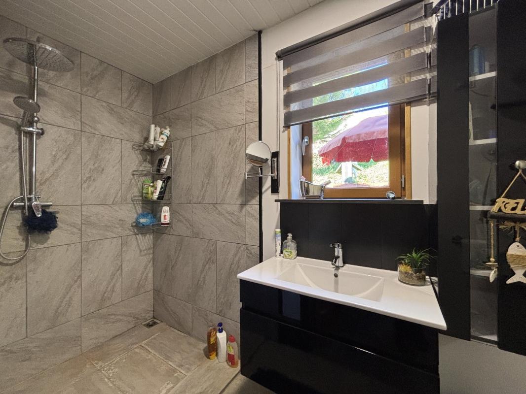 2 bedroom maison in Nanteuil En Vallee, Charente, France