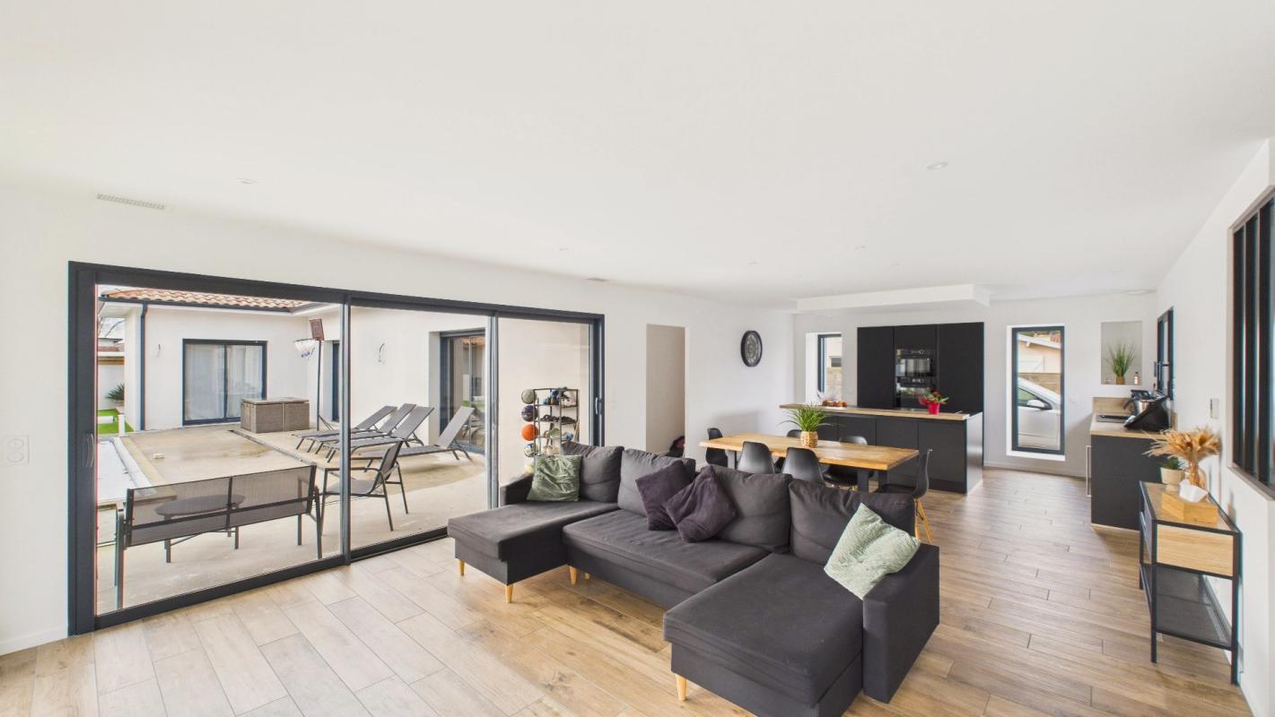 4 bedroom maison recente in Saint Geours De Maremne, Landes, France