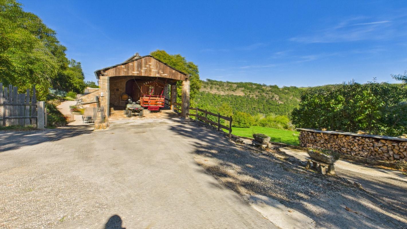 14 bedroom mas in Severac Le Chateau, Aveyron, France