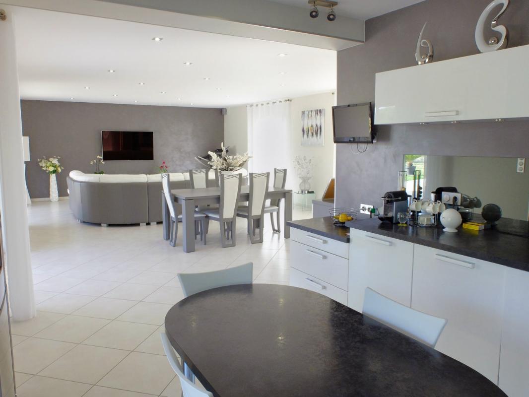 4 bedroom maison in L’honor De Cos, Tarn-et-Garonne, France