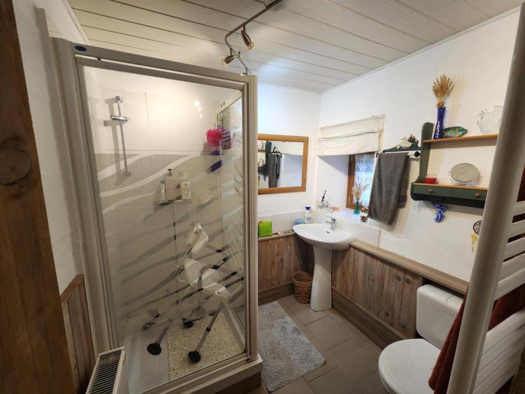 3 bedroom maison in Saulgond, Charente, France