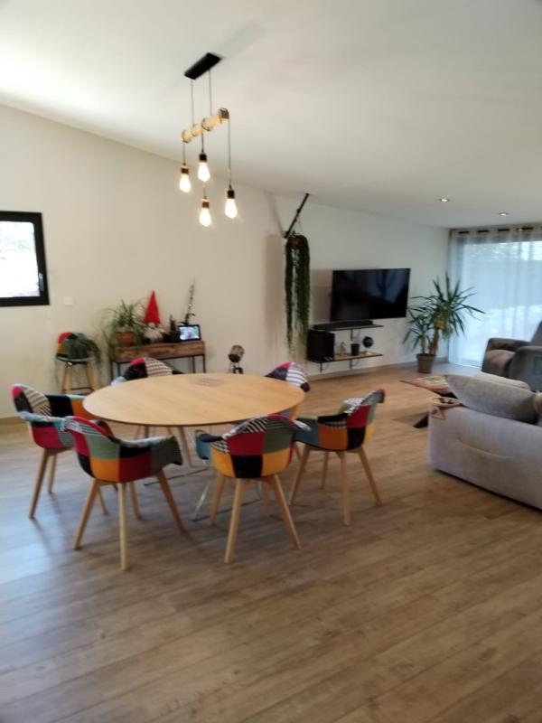 4 bedroom maison in Malemort Du Comtat, Vaucluse, France