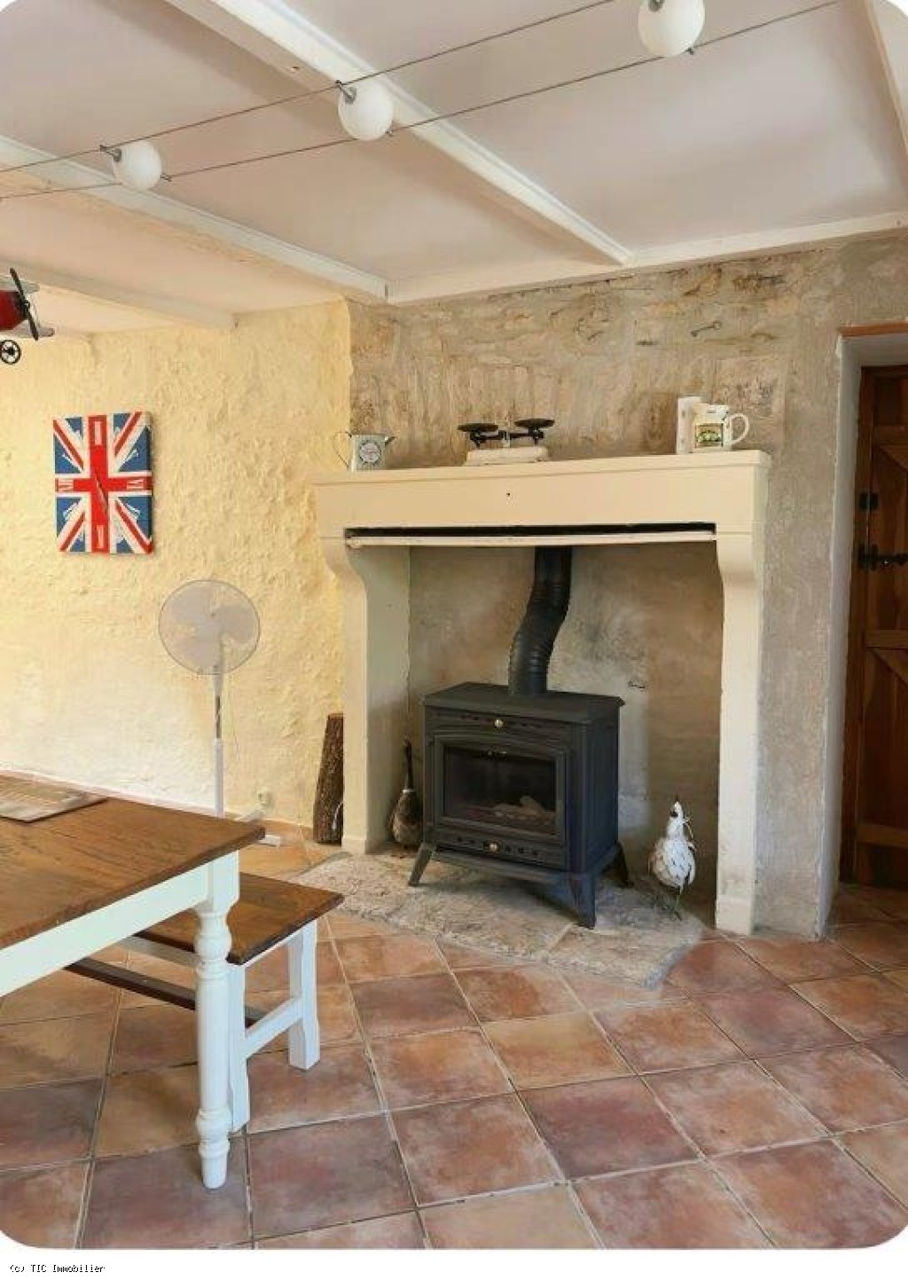 3 bedroom House in Blanzay, France – r7420