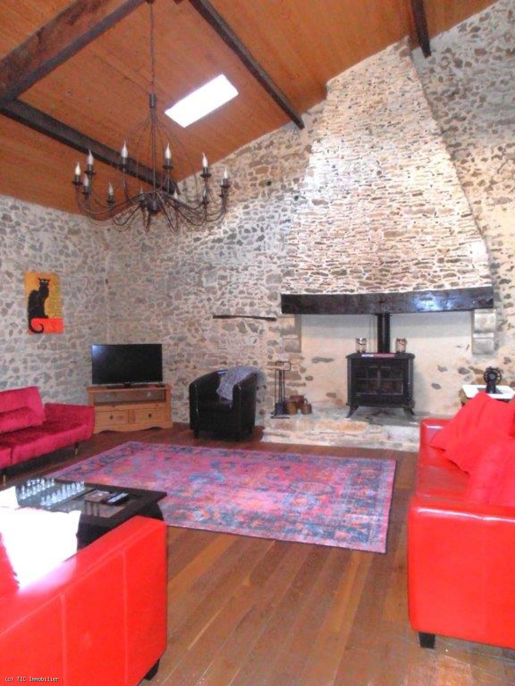 3 bedroom House in Blanzay, France – r7420