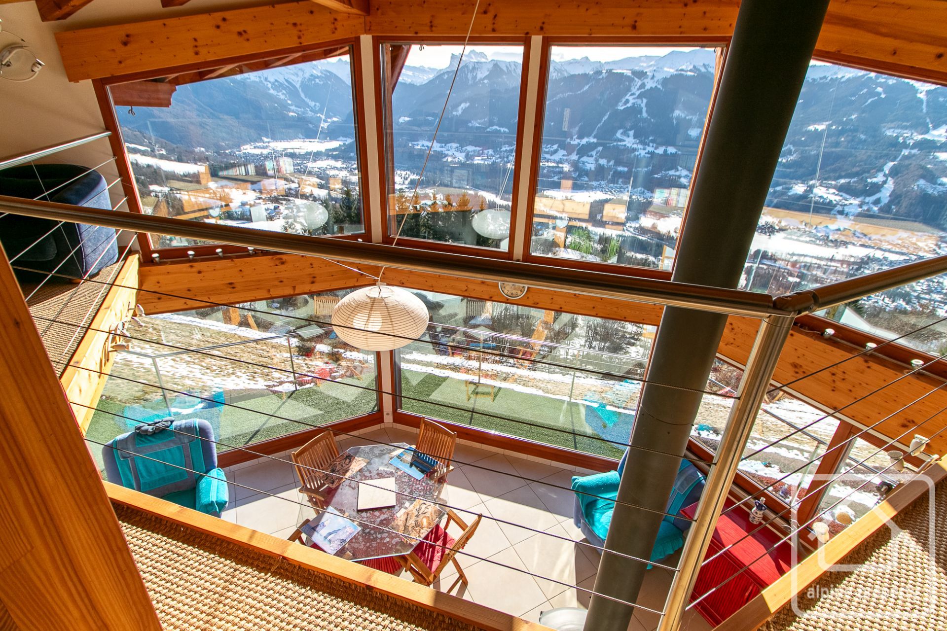 Magnificent 7 Bedroom Chalet With Mont Blanc Views, Panoramic Terraces, Ample Parking And Strong Rental Potential – BELVEDEREVERCH