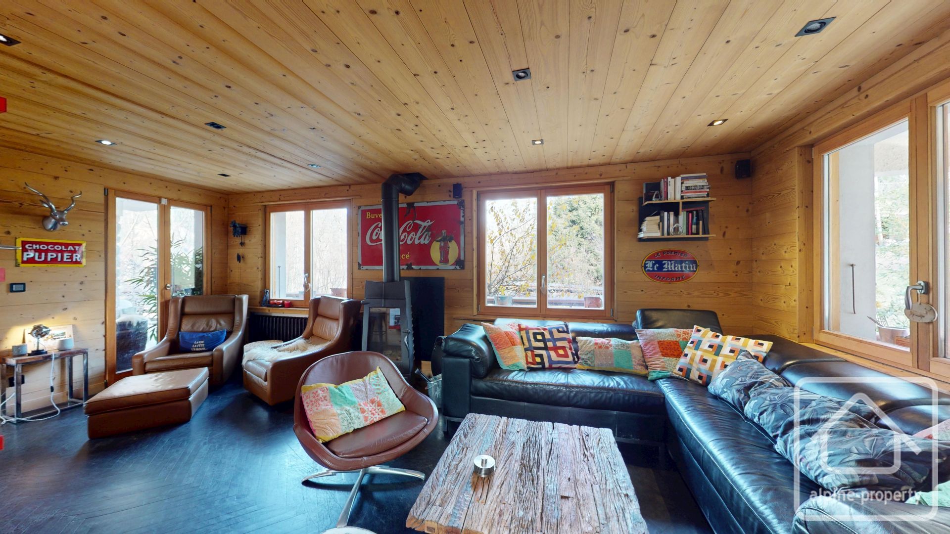 Detached 5 Bedroom Chalet With Independent Apartment On Large Land Plot, Mont Blanc Views – CHEVALIER