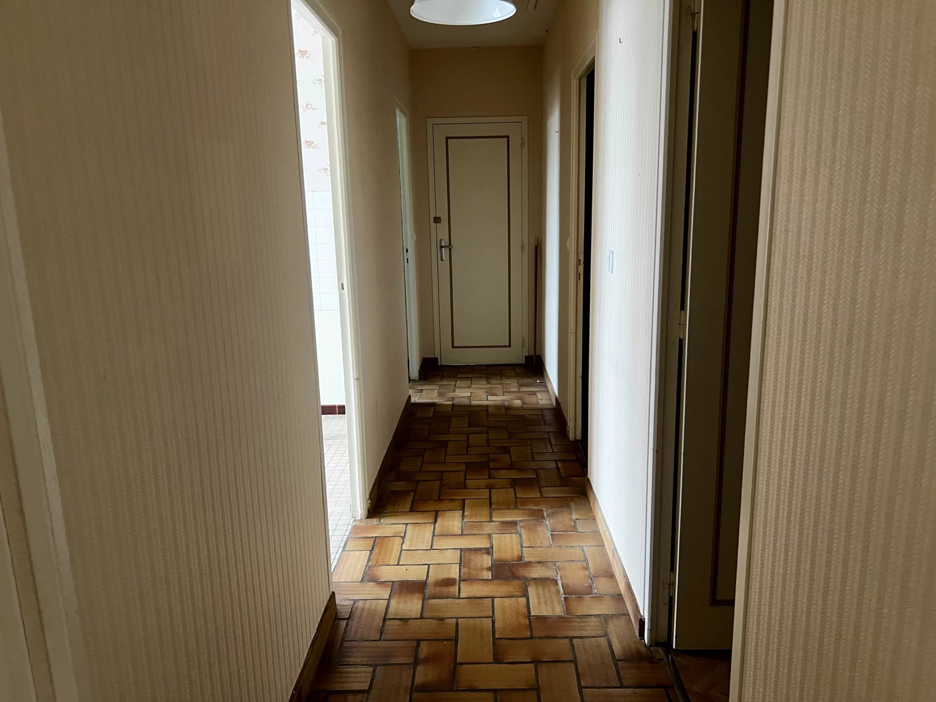 Detached Two-Bedroom Bungalow on the Outskirts of Bellac, Limousin – France – BVI83419