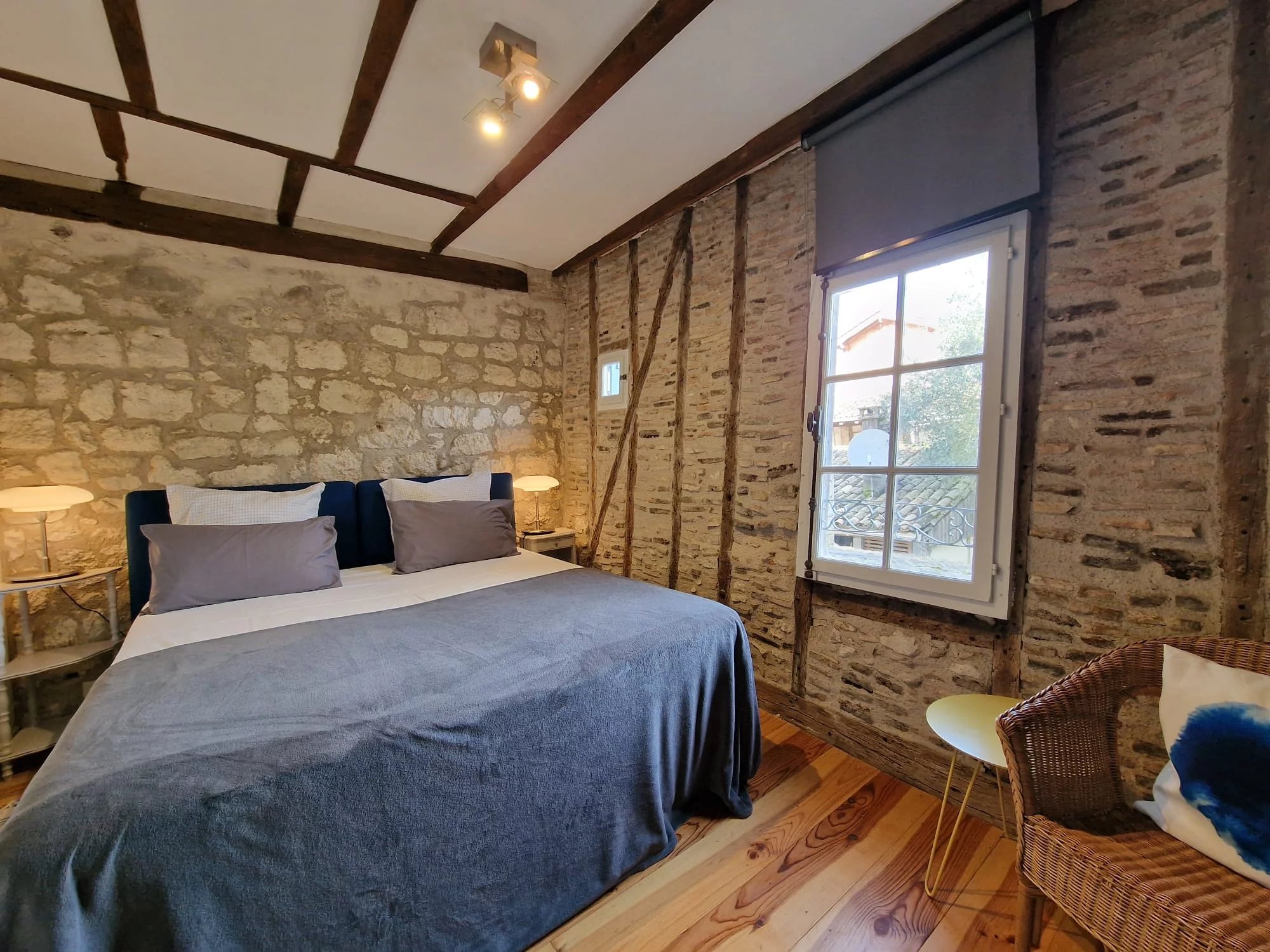 Character Townhouse with Garden and Development Potential, Aquitaine – France – BVI83813