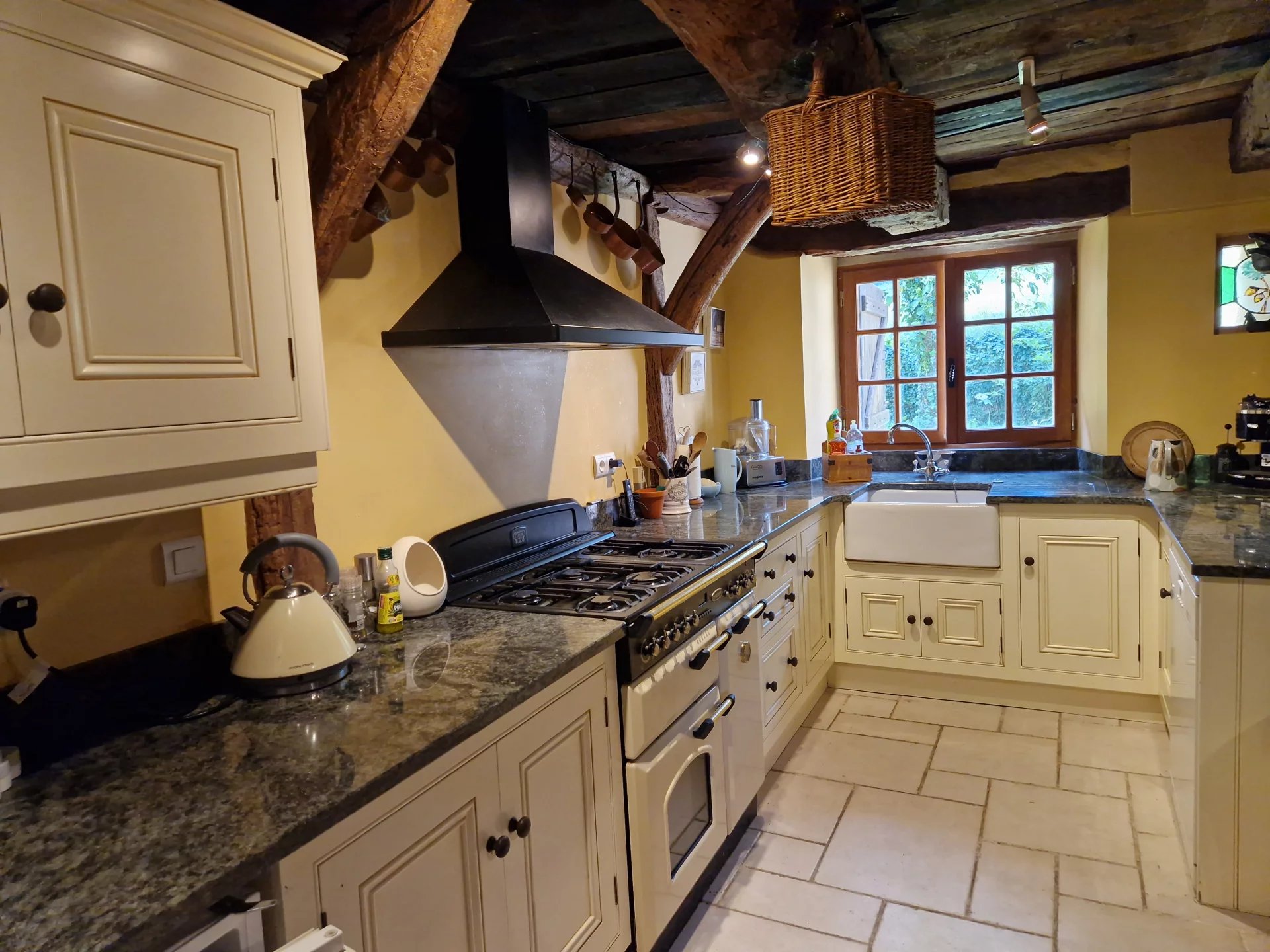 Beautiful Character Home in the Bucolic Aveyron Countryside, Midi-Pyrénées – France – BVI81254
