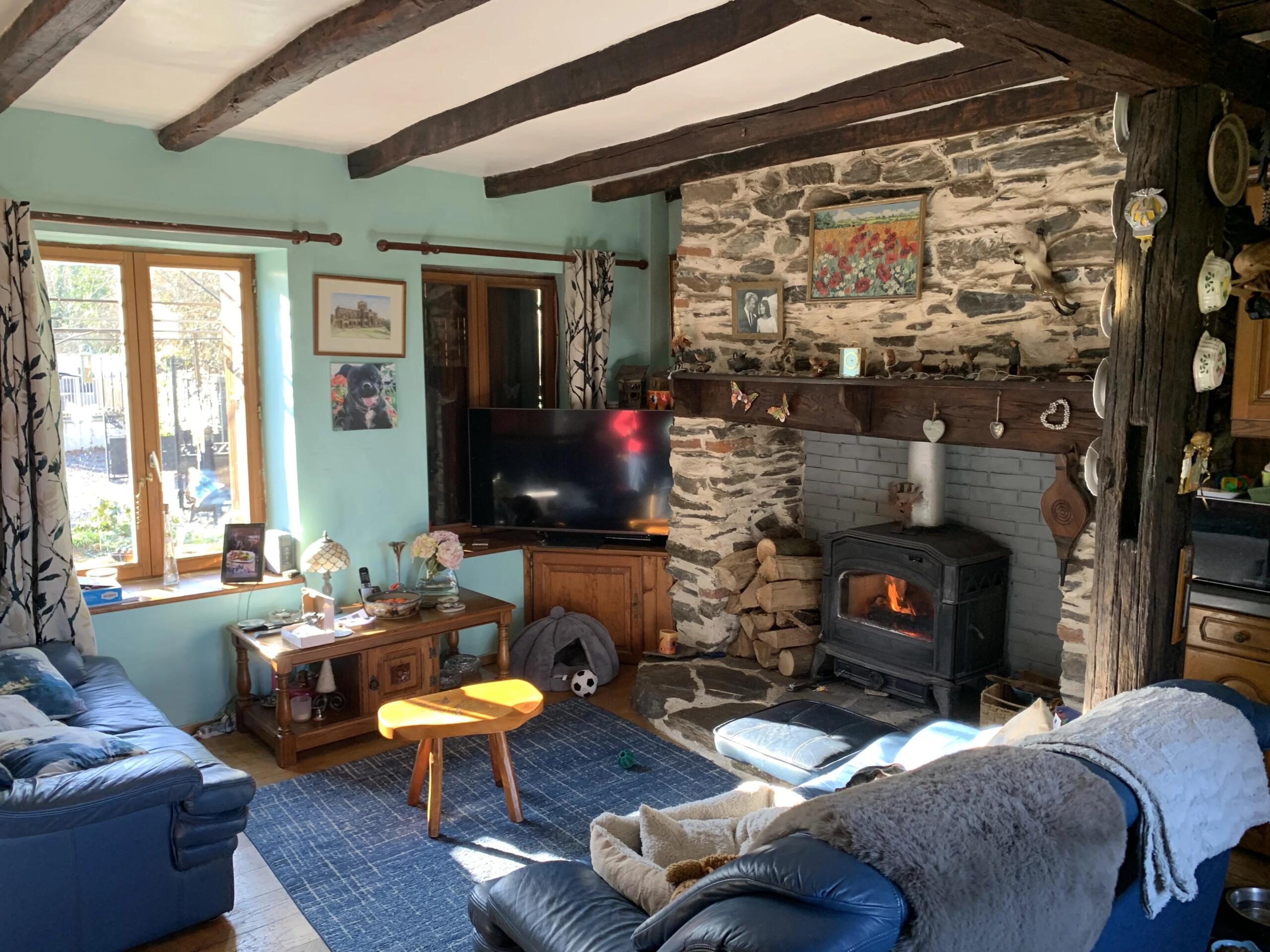 Charming Stone Property with Guest House and Pool in a Peaceful Hamlet, Aquitaine – France – BVI84031