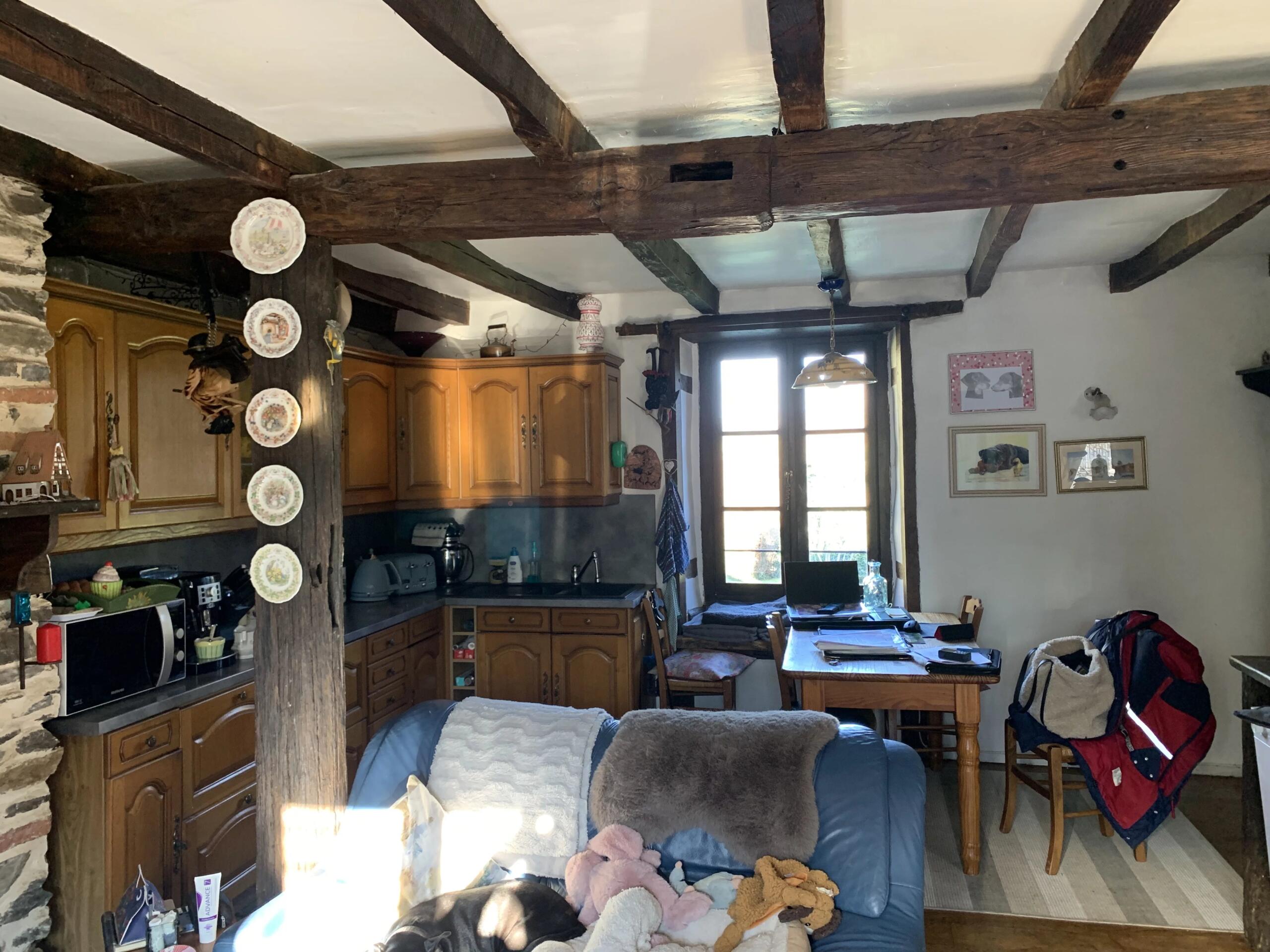 Charming Stone Property with Guest House and Pool in a Peaceful Hamlet, Aquitaine – France – BVI84031