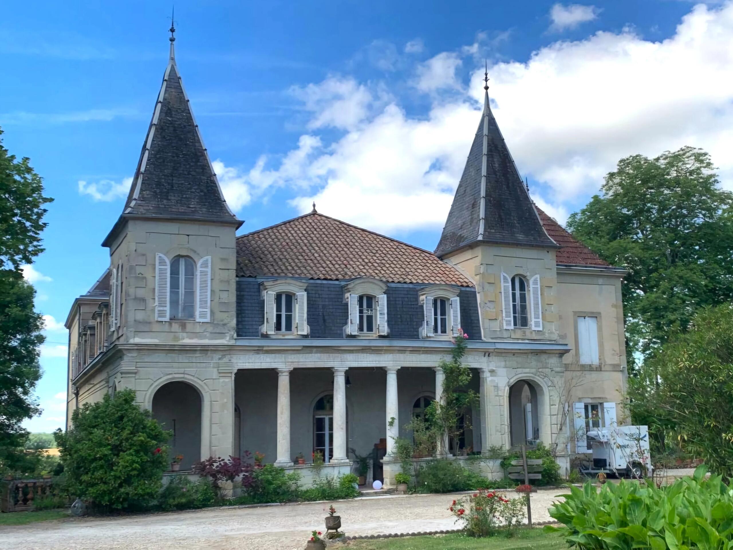 Beautiful Château Estate in the Lot et Garonne, Aquitaine – France – BVI83936
