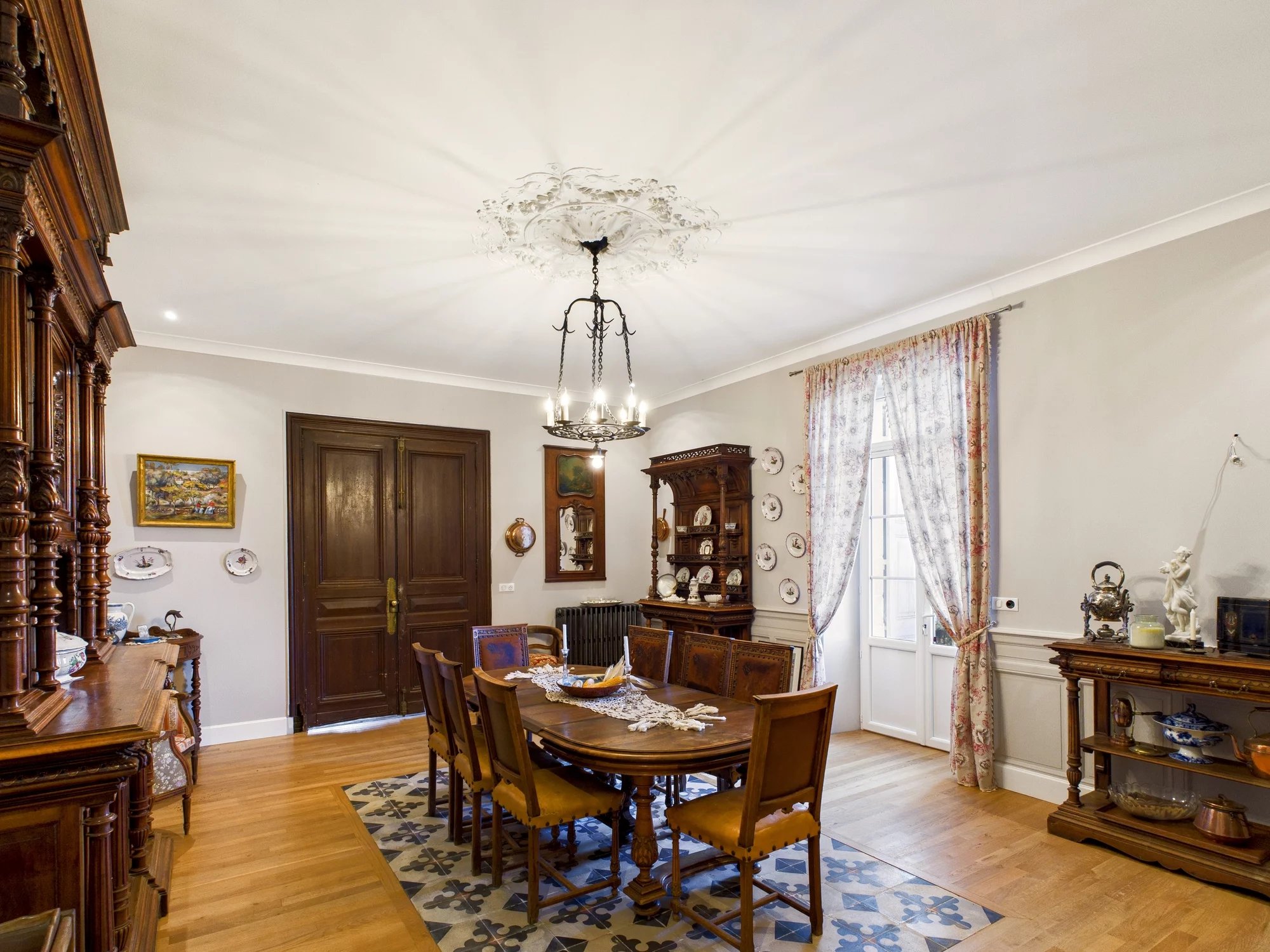 Beautiful Château Estate in the Lot et Garonne, Aquitaine – France – BVI83936