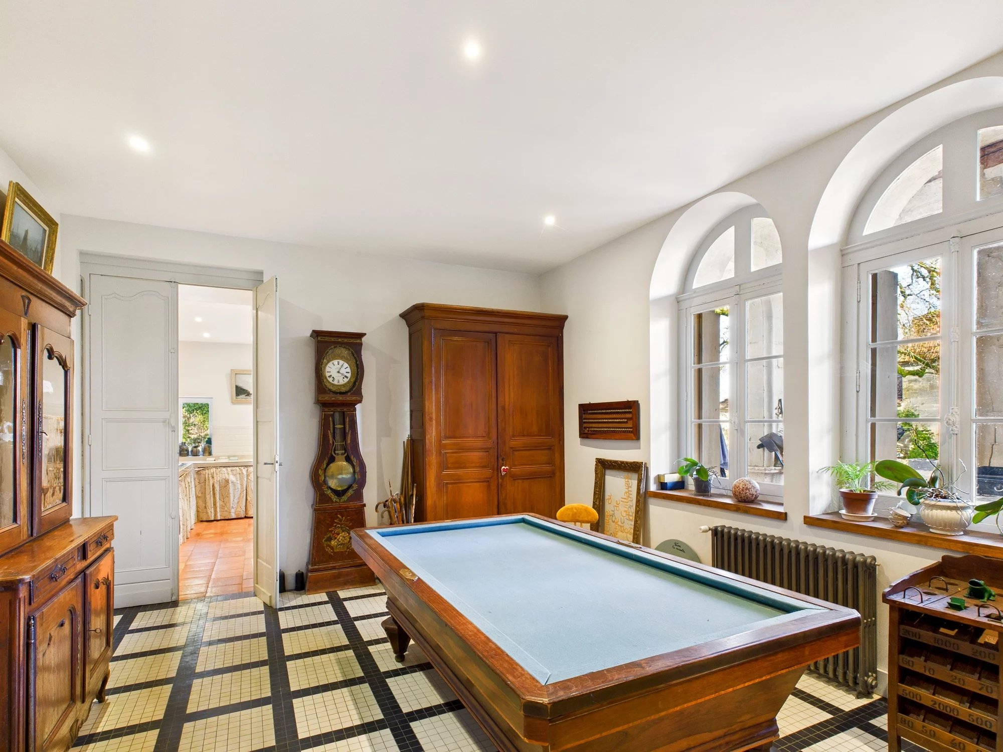 Beautiful Château Estate in the Lot et Garonne, Aquitaine – France – BVI83936