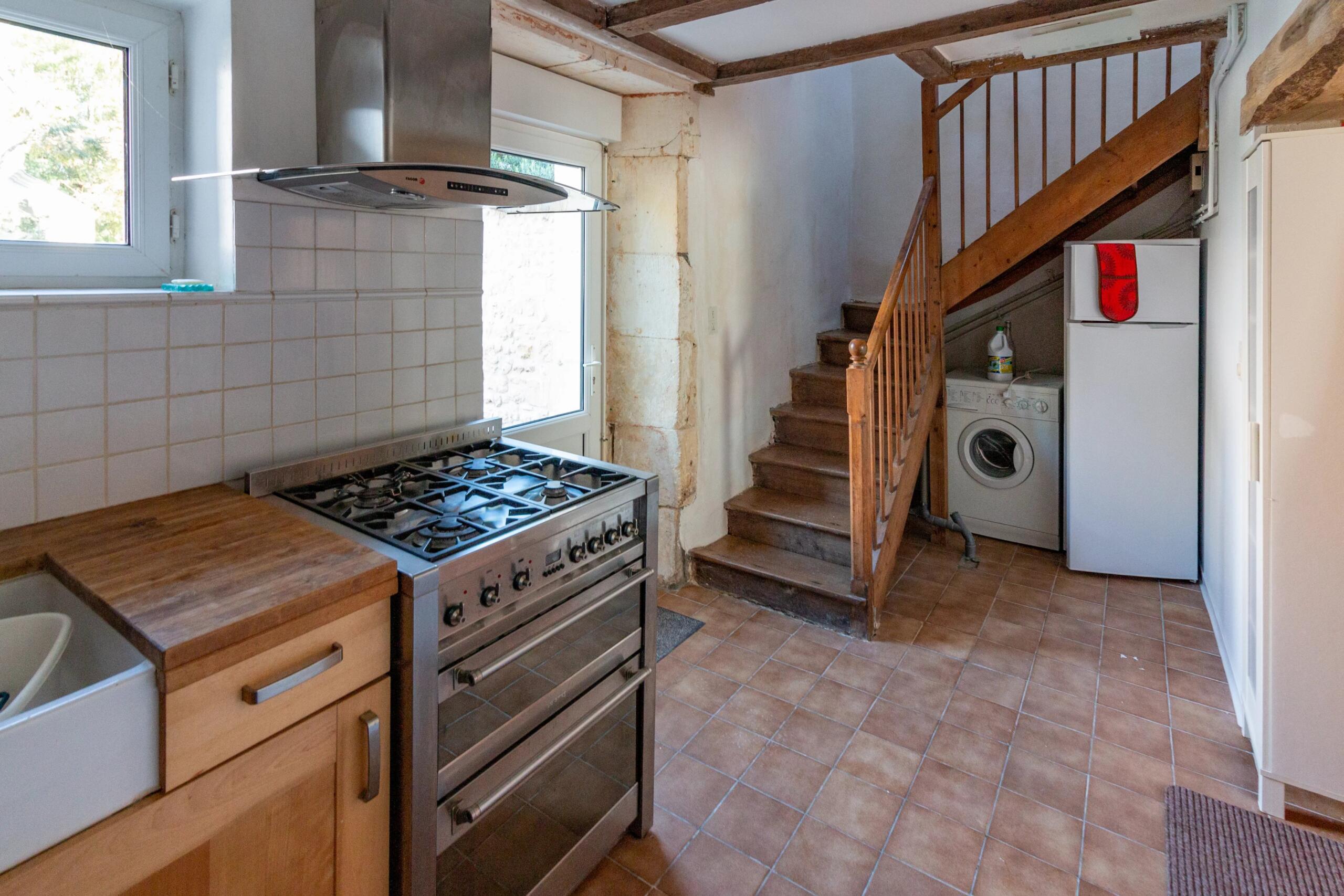 Charming village house with pool and barn, Poitou-Charentes – France – BVI84158